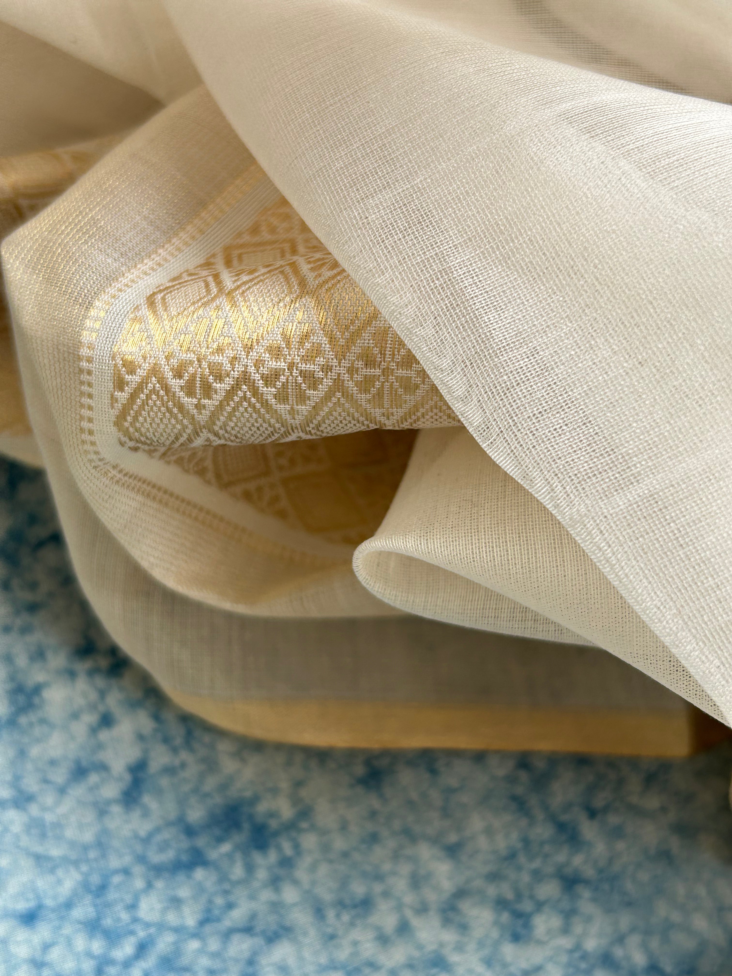 Handwoven Maheshwari Kurta Dupatta Set
