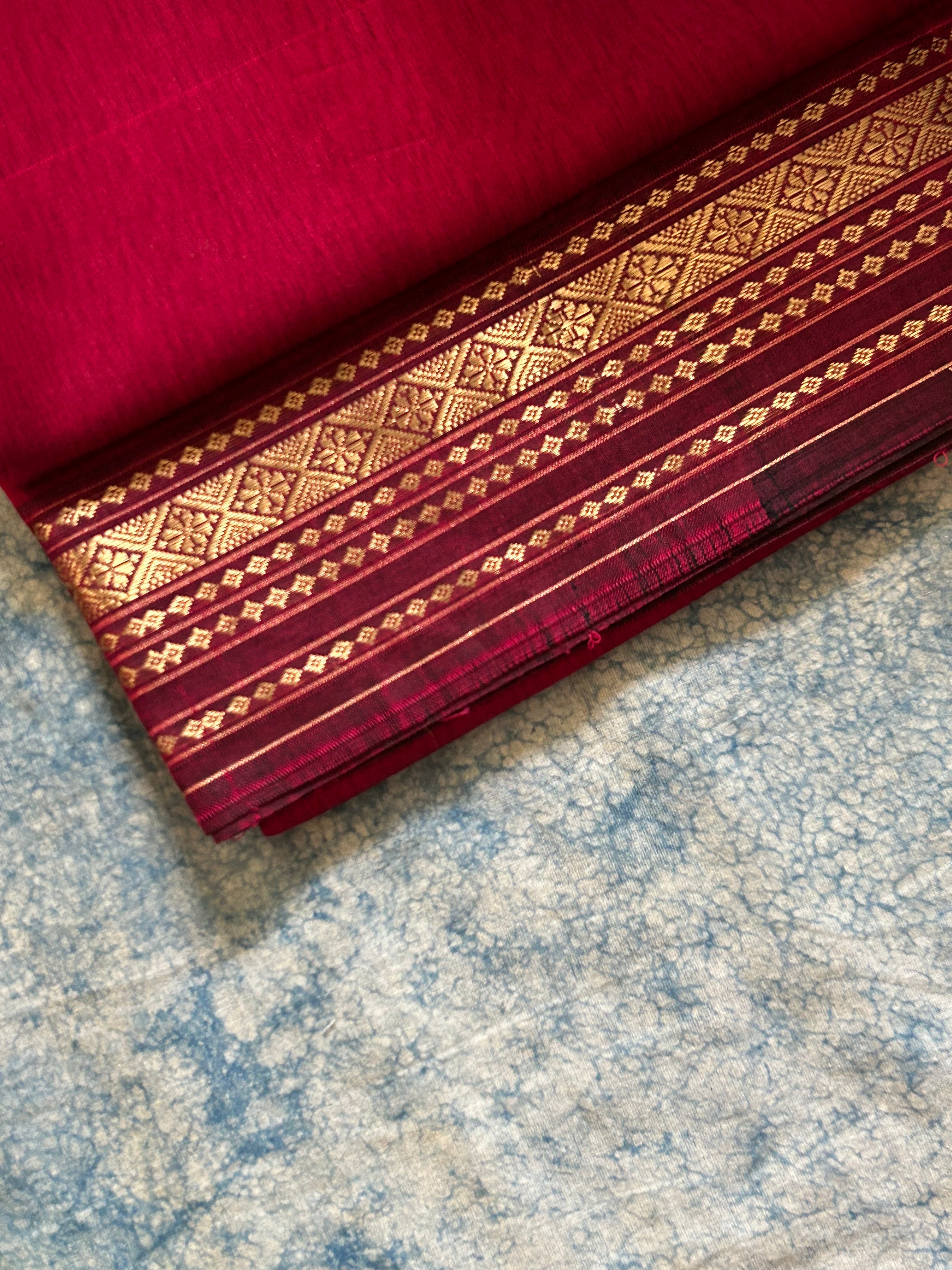 Handwoven Maheshwari Kurta Dupatta Set