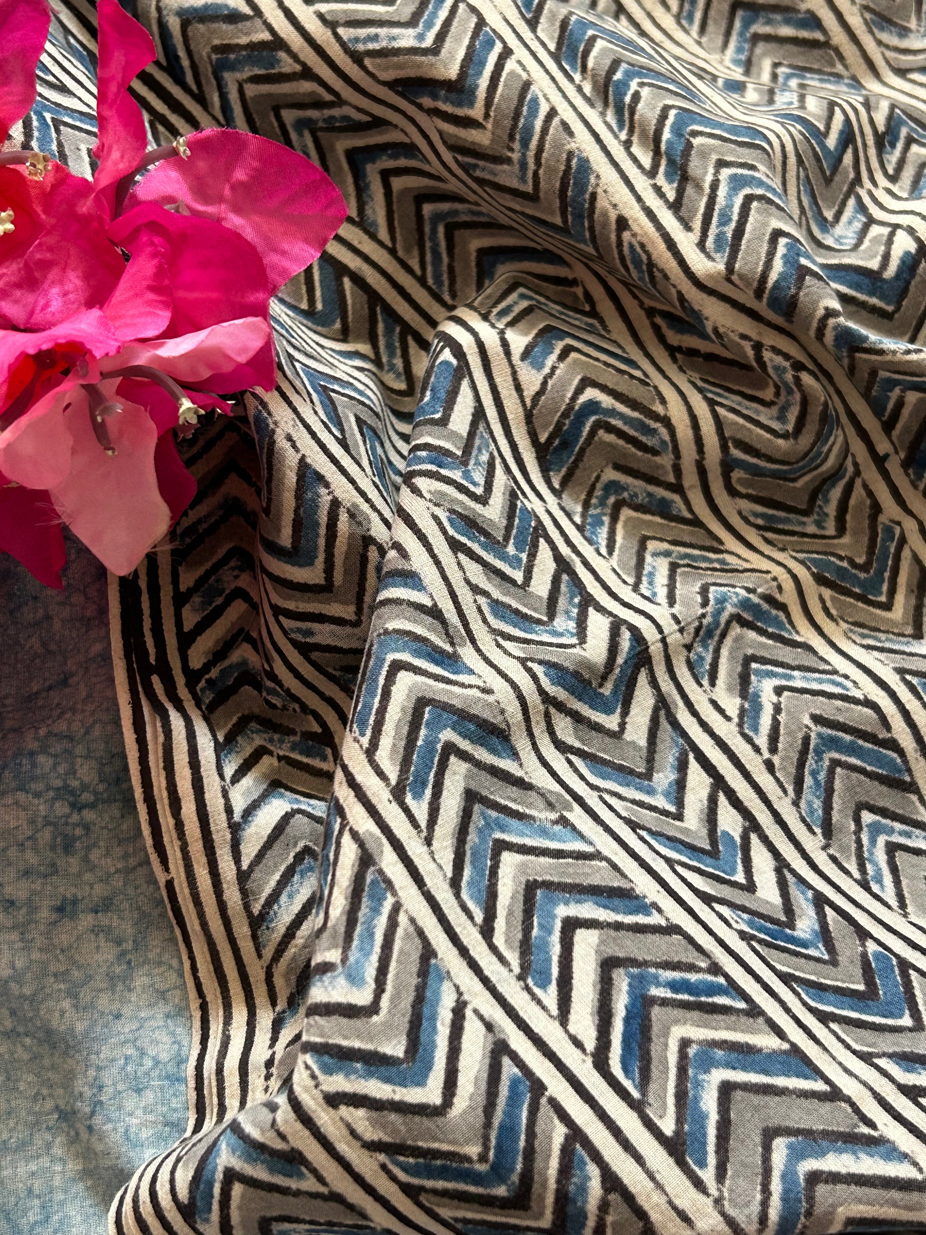 Handcrafted Cotton Fabric 2.5m