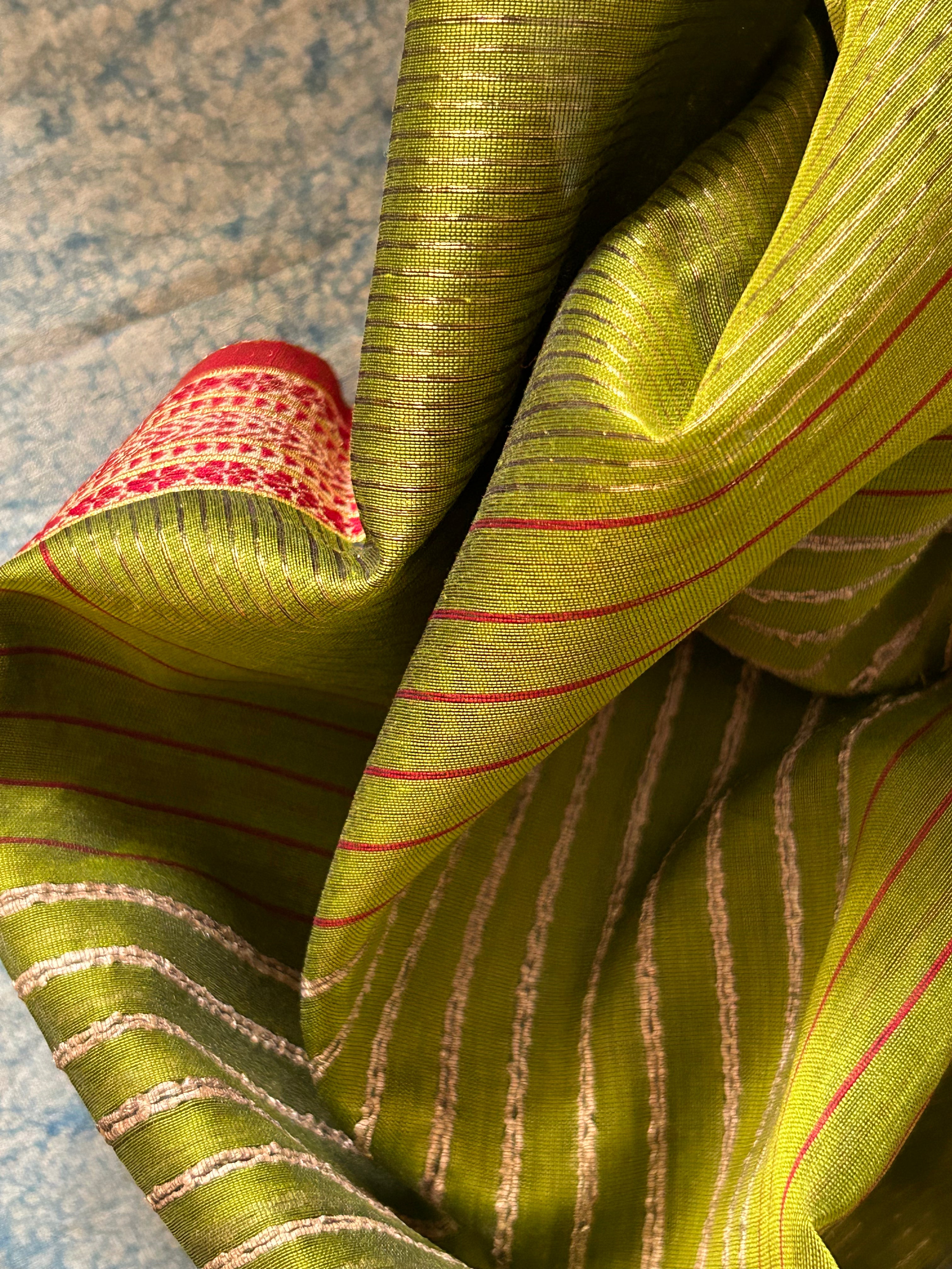 Handwoven Maheshwari Kurta Dupatta Set