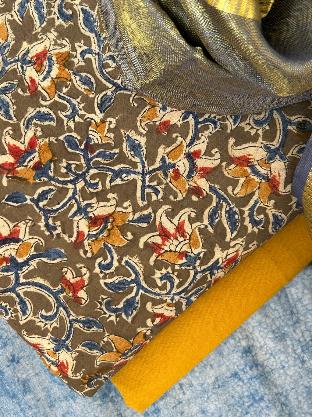Handcrafted Kalamkari & Linen Dupatta Suit