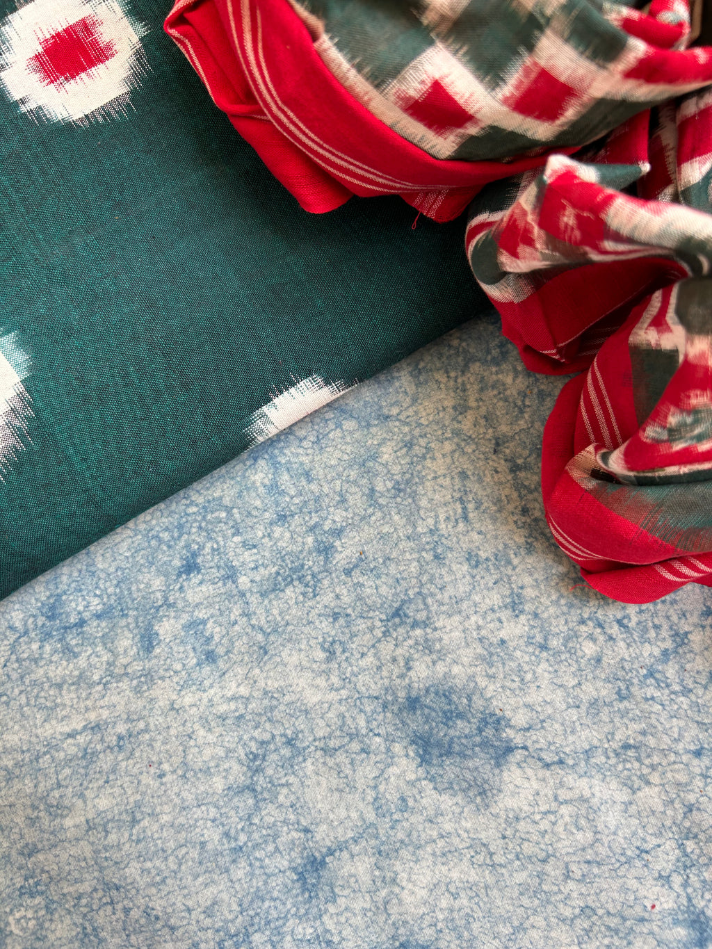 Handwoven Double Ikat Kurta Telia Dupatta Set