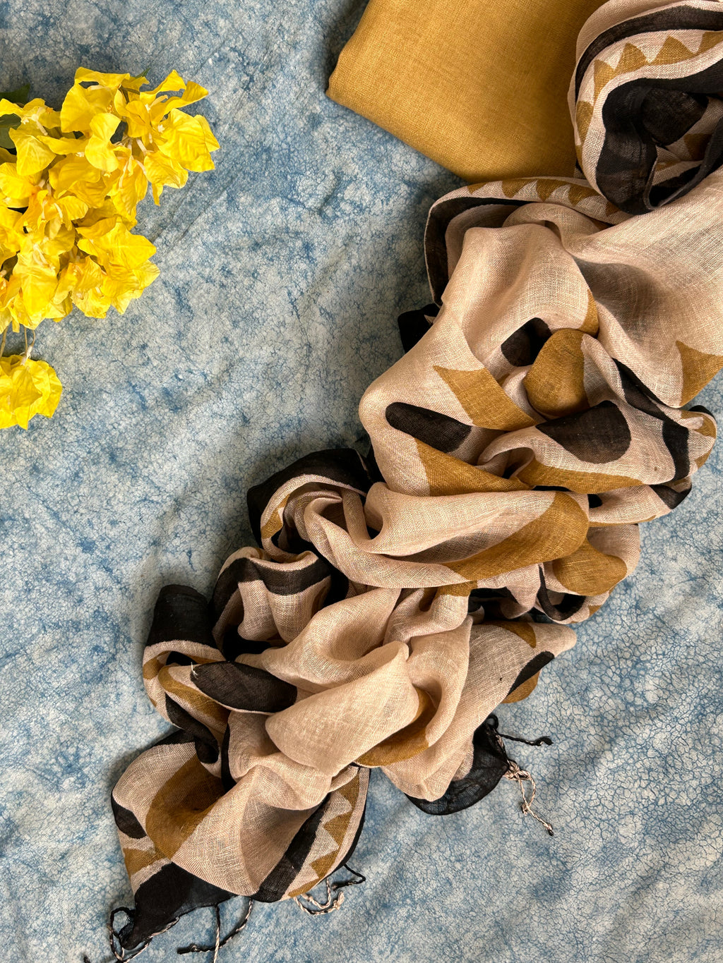 Handcrafted Linen Kurta Dupatta Set