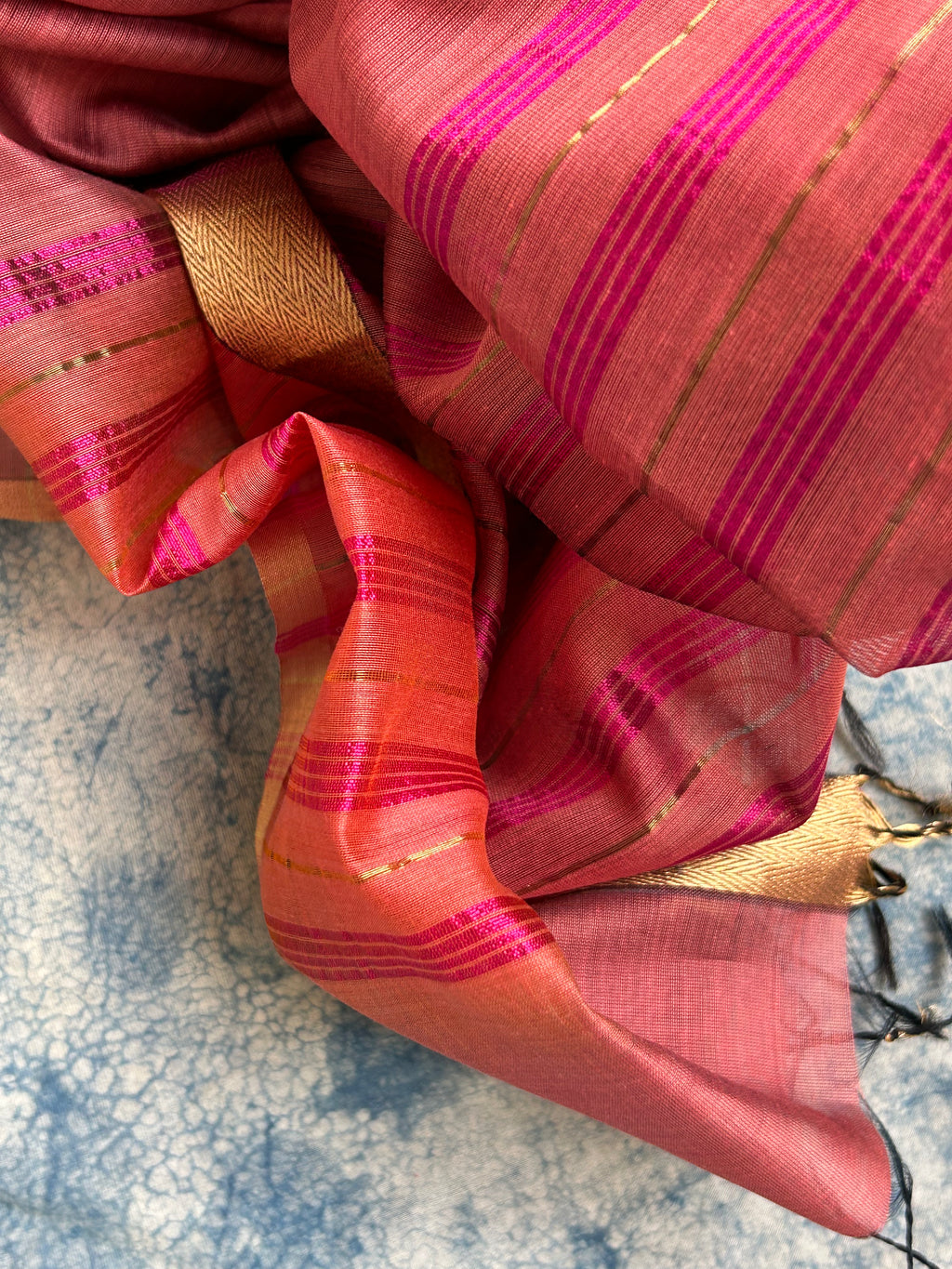 Handwoven Maheshwari Kurta Dupatta Set