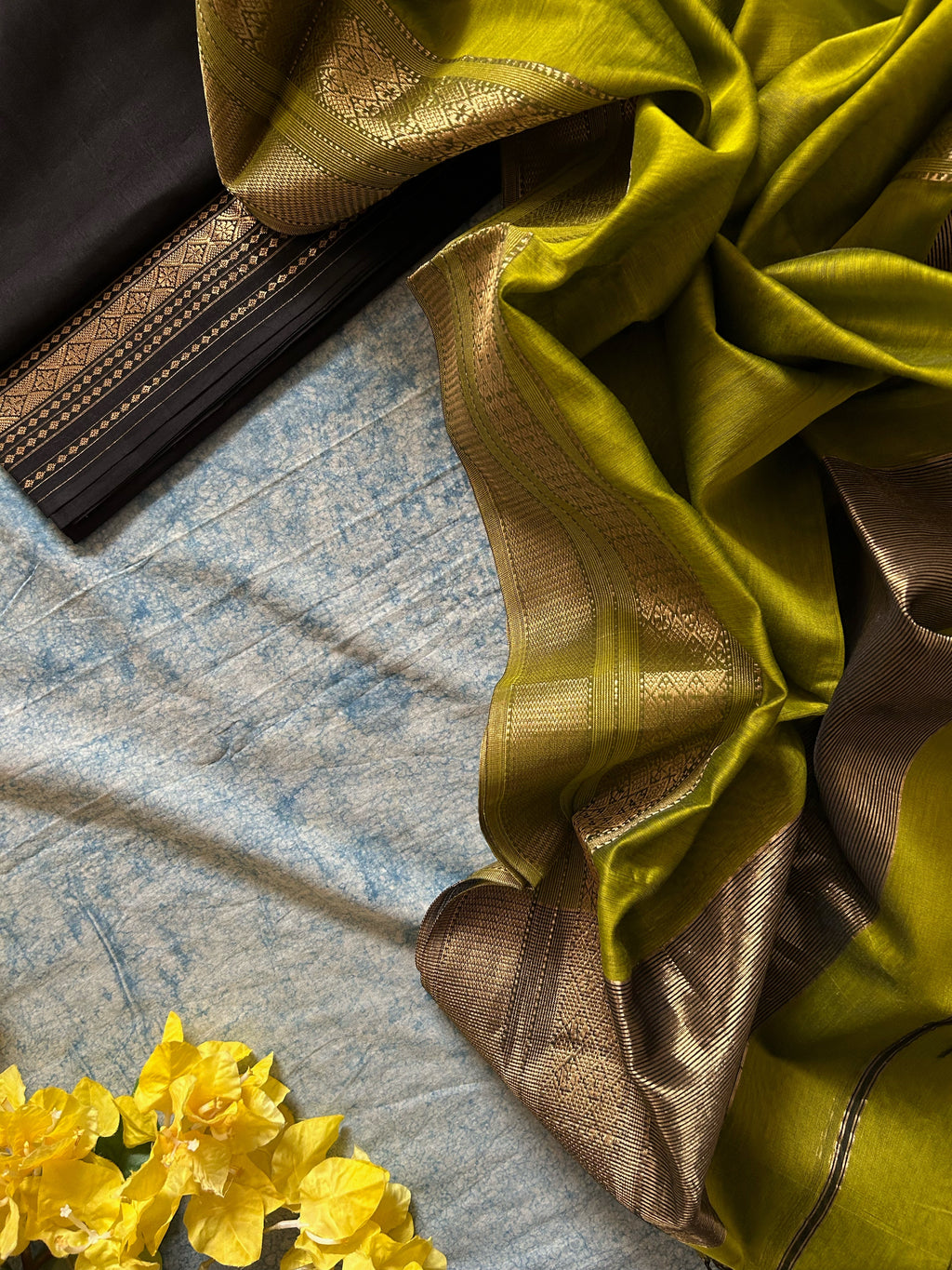 Handwoven Maheshwari Kurta Dupatta Set