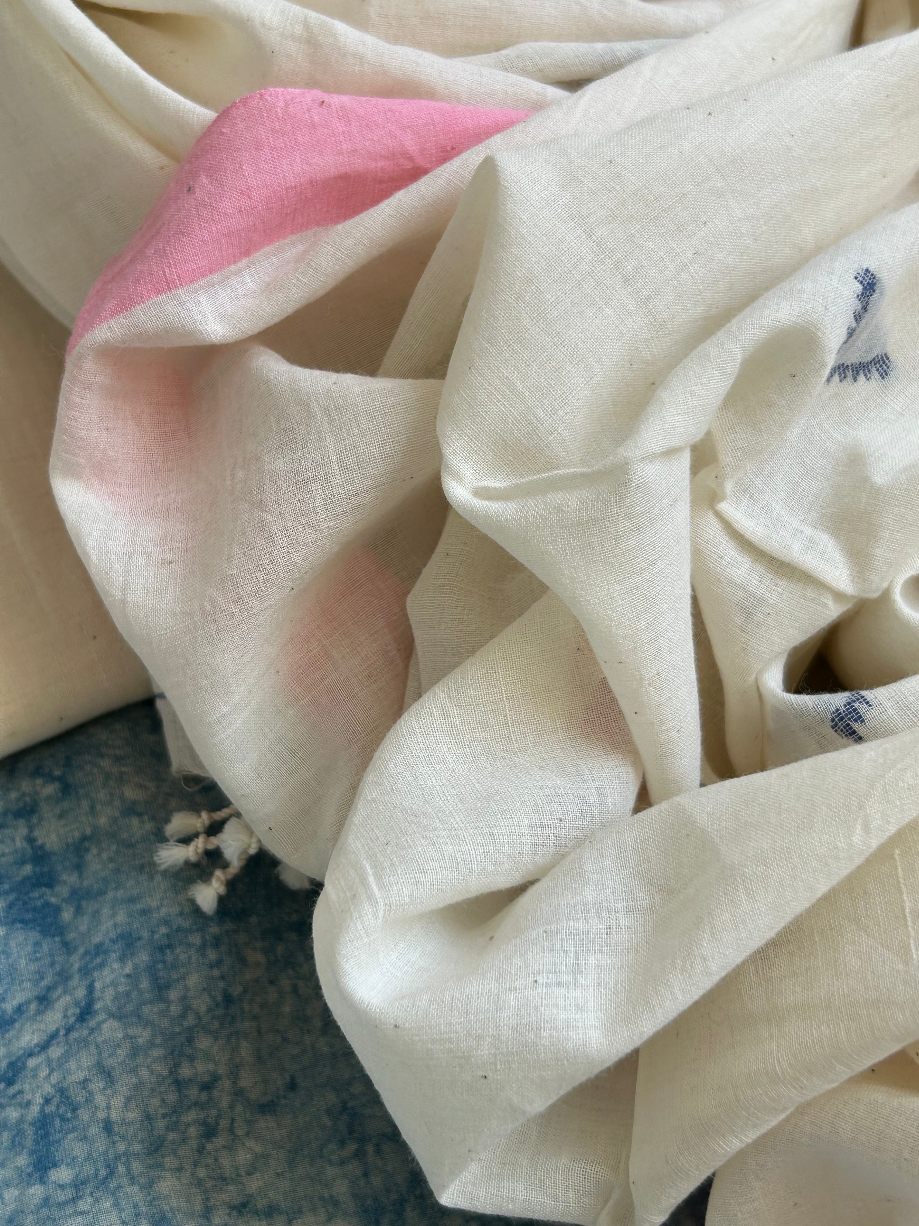 Rajnigandha - Handwoven Bengal Jamdani Kurta Dupatta set
