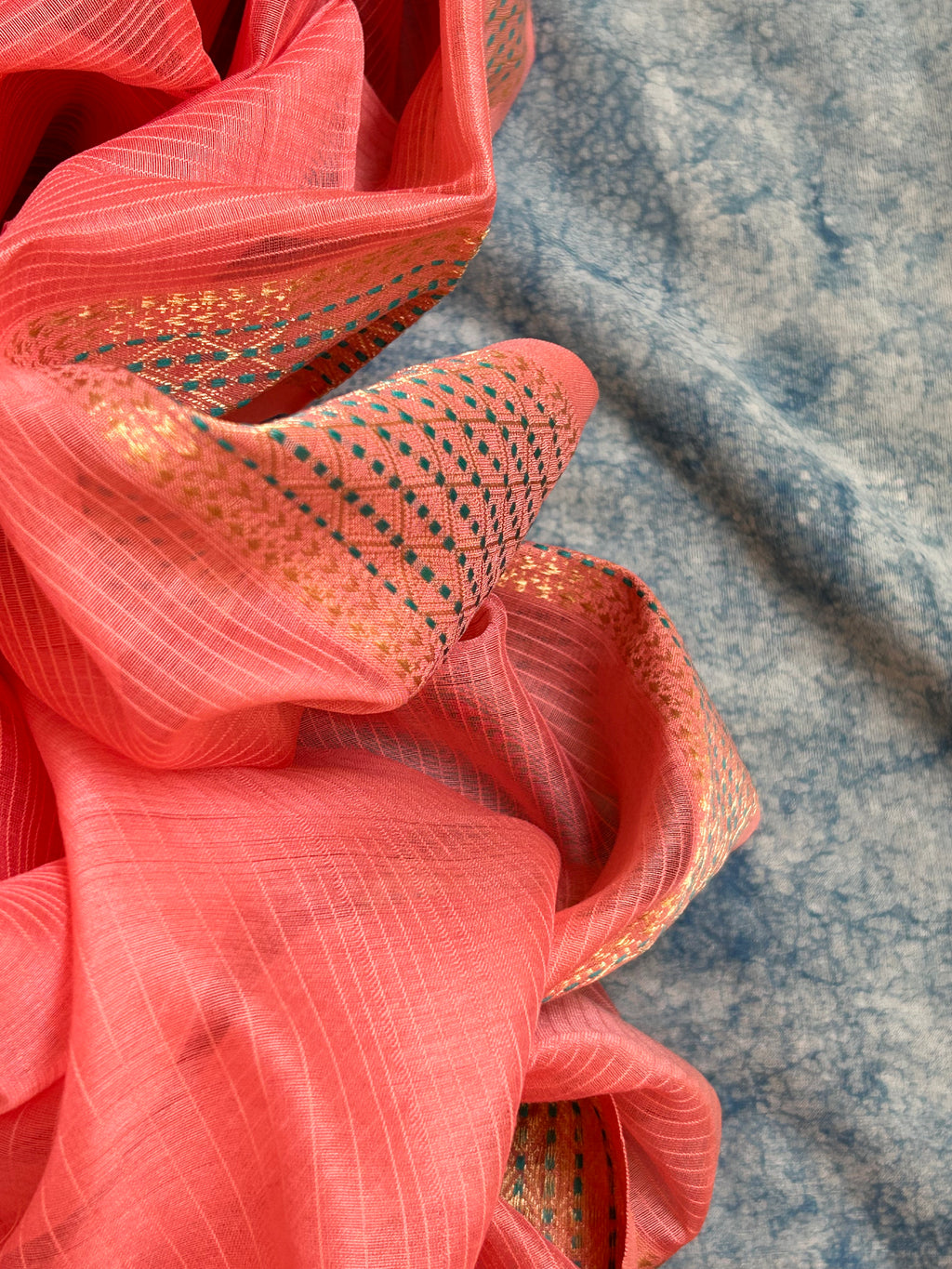 Handwoven Maheshwari Kurta Dupatta Set