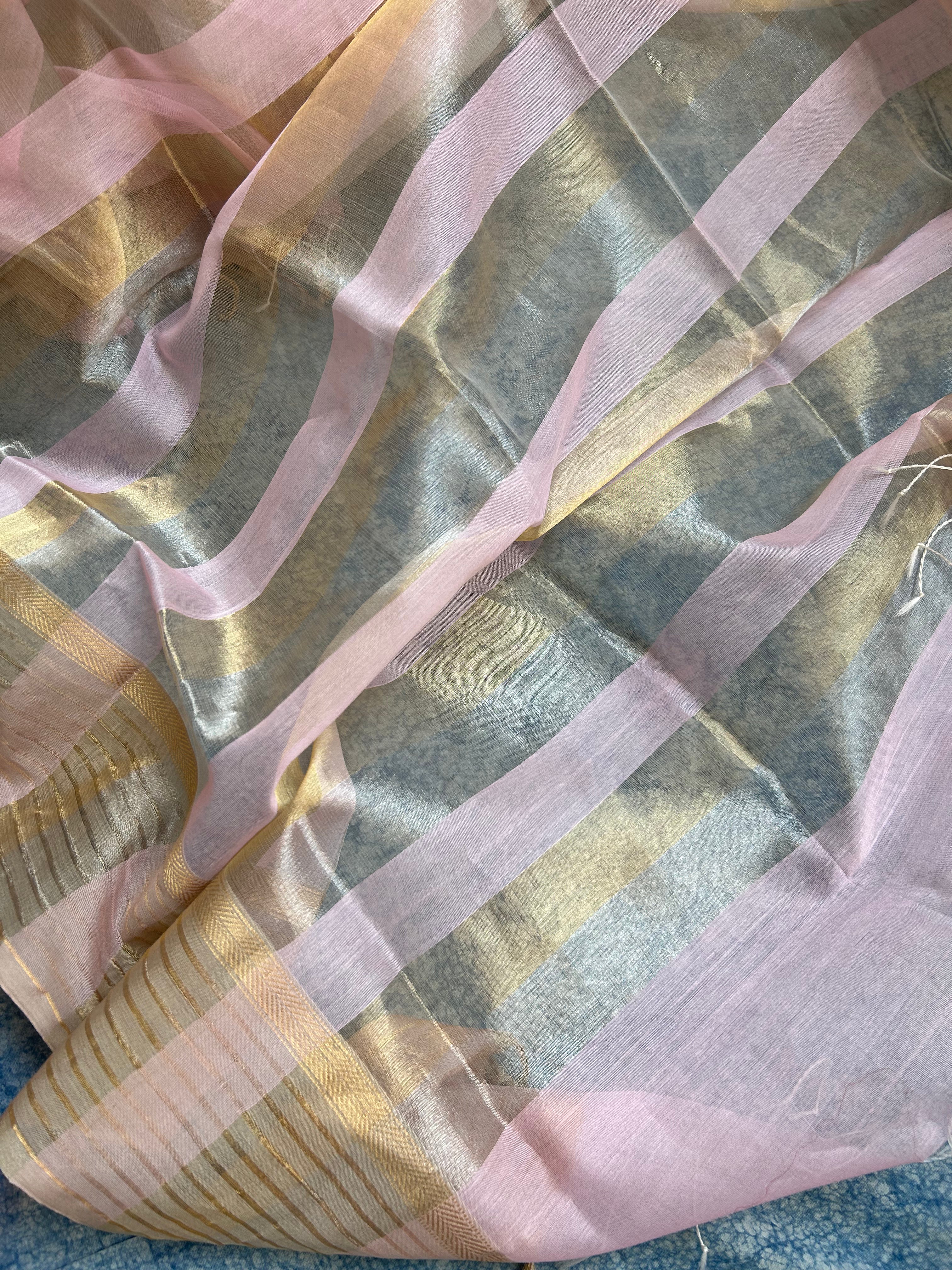 Handwoven Maheshwari Kurta Dupatta Set