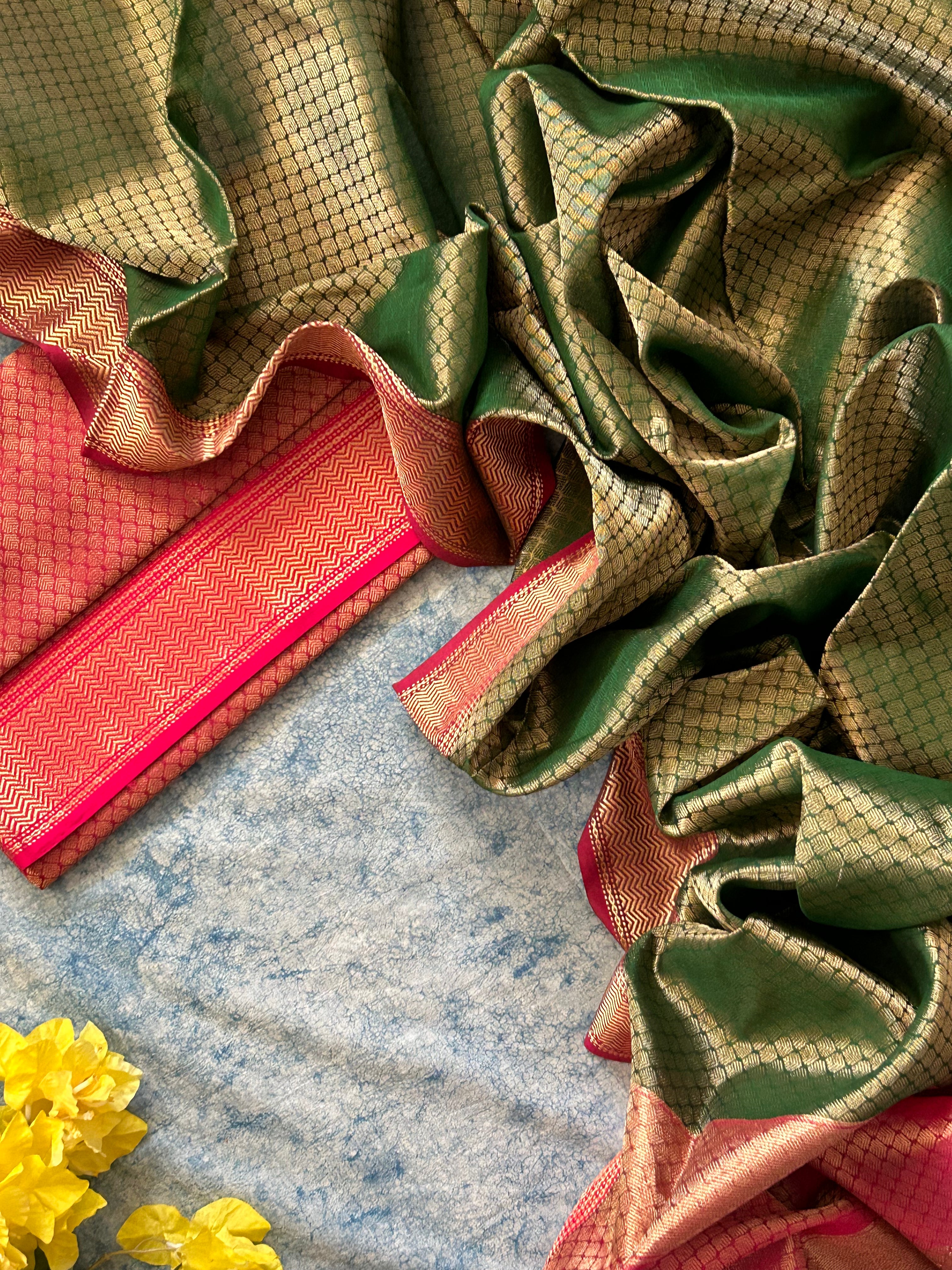 Handwoven Tissue Maheshwari Kurta Dupatta Set