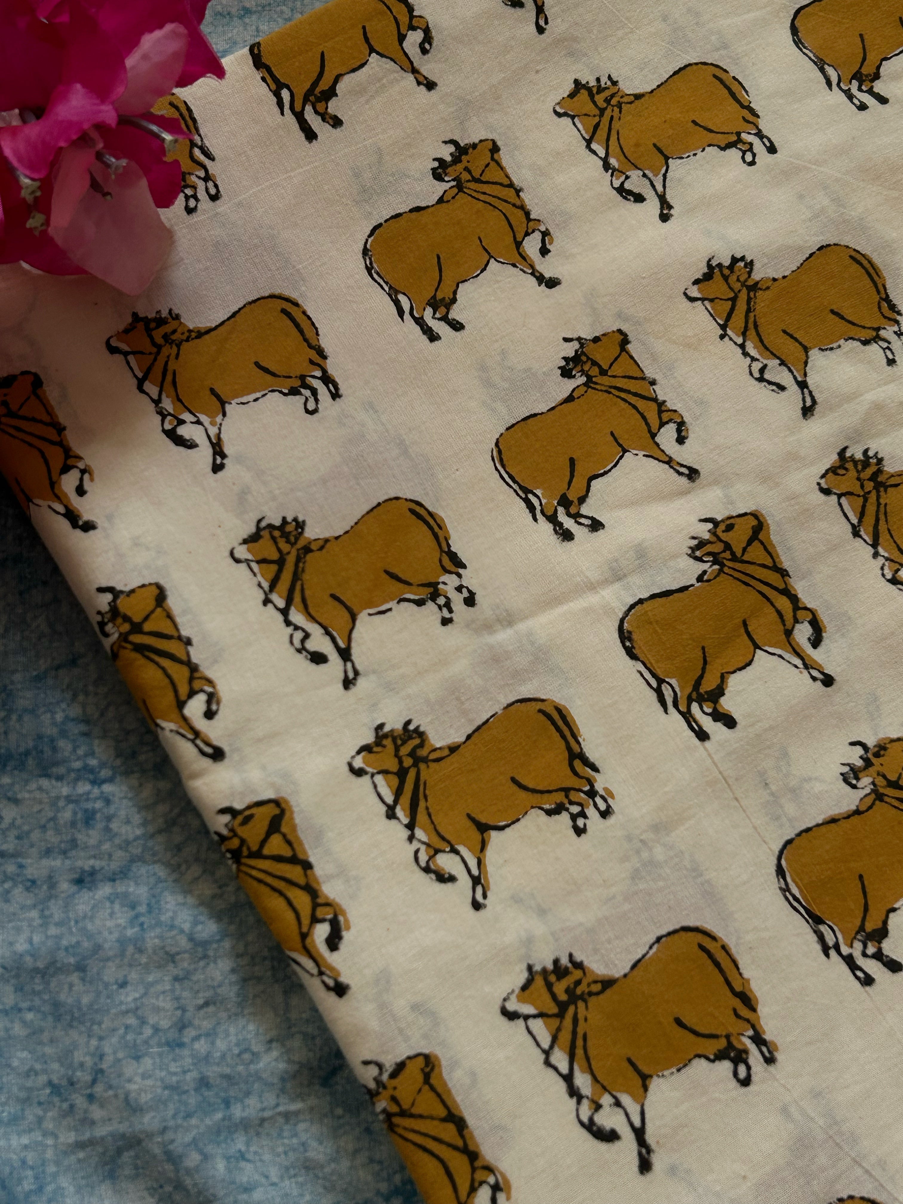 Handcrafted Cotton Fabric 2.5m