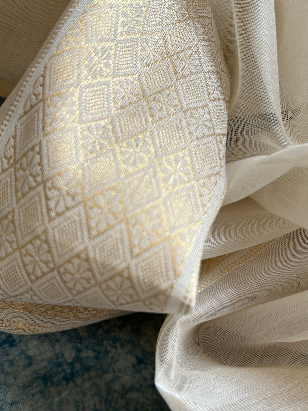 Handwoven Maheshwari Kurta Dupatta Set