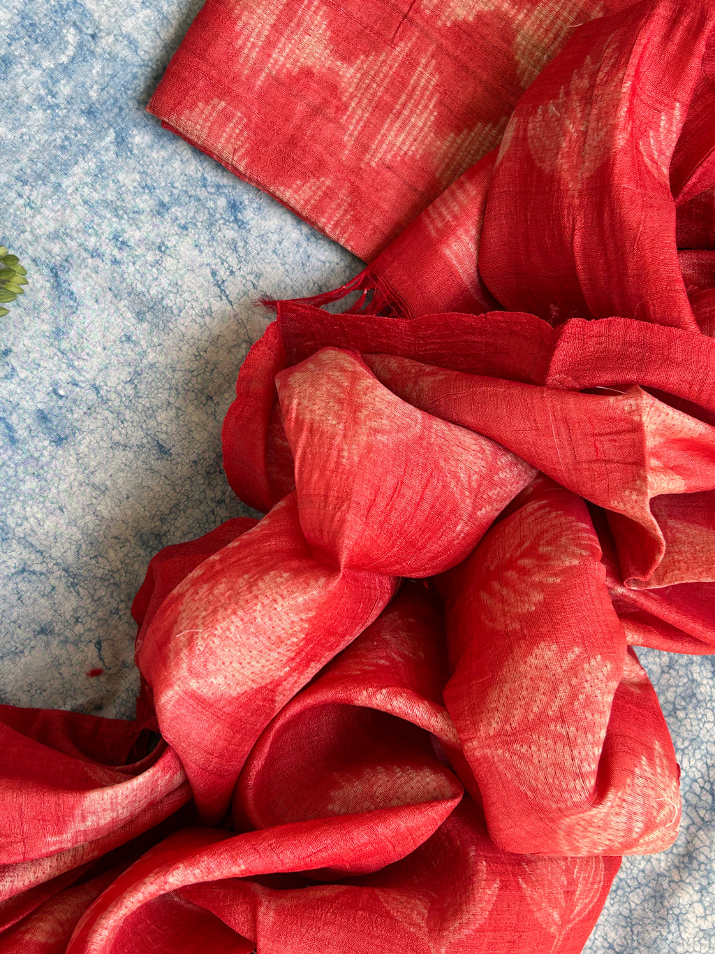 Handwoven & Handmade Tussar Shibori Kurta Dupatta Set
