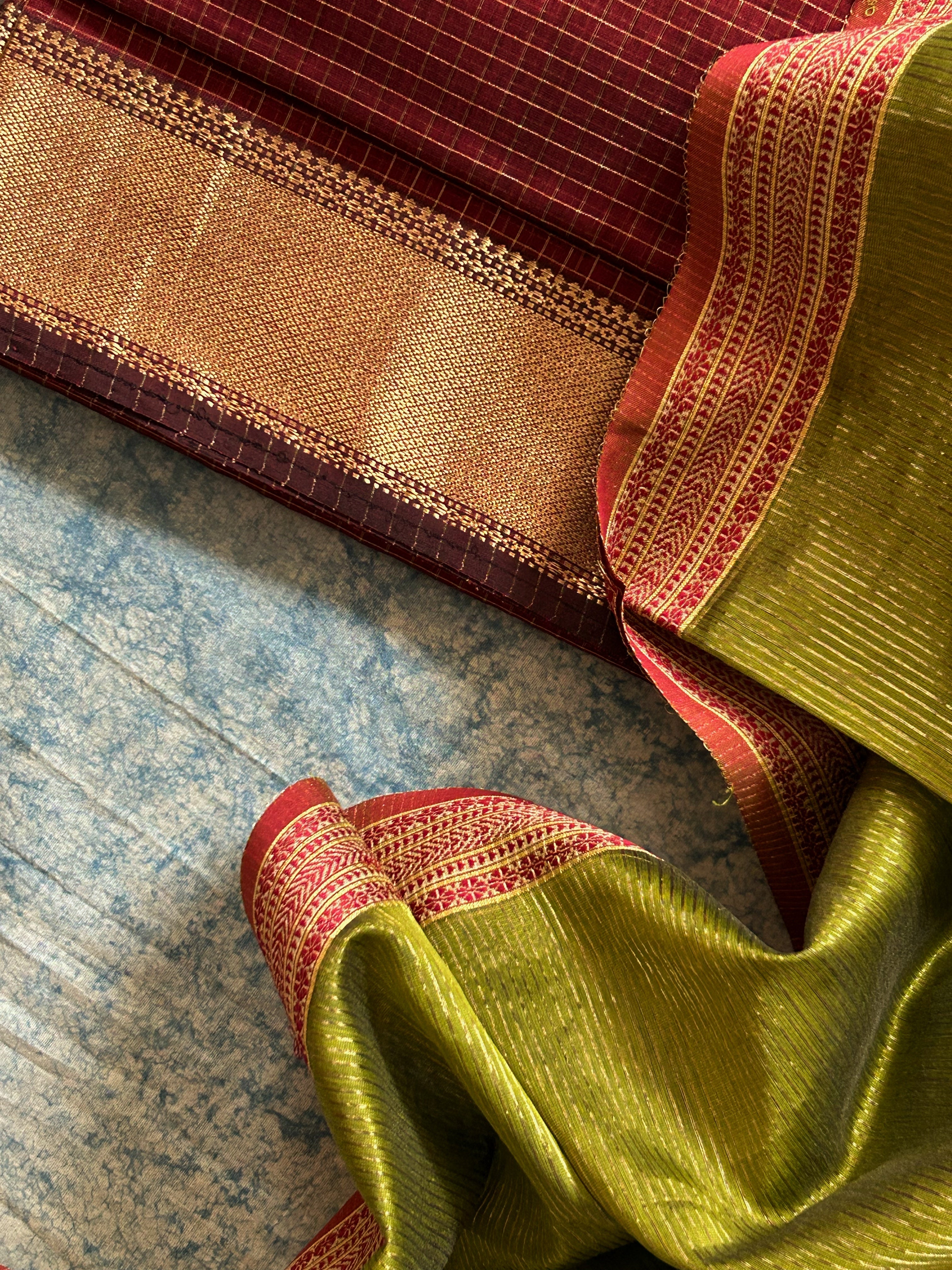 Handwoven Maheshwari Kurta Dupatta Set