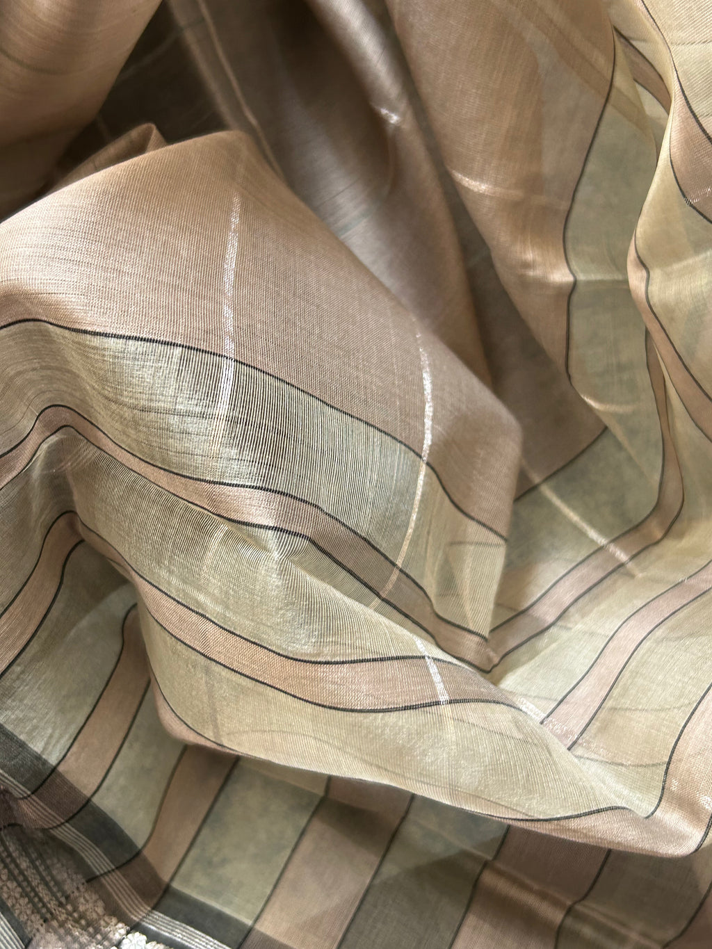 Handwoven Maheshwari Kurta Dupatta Set
