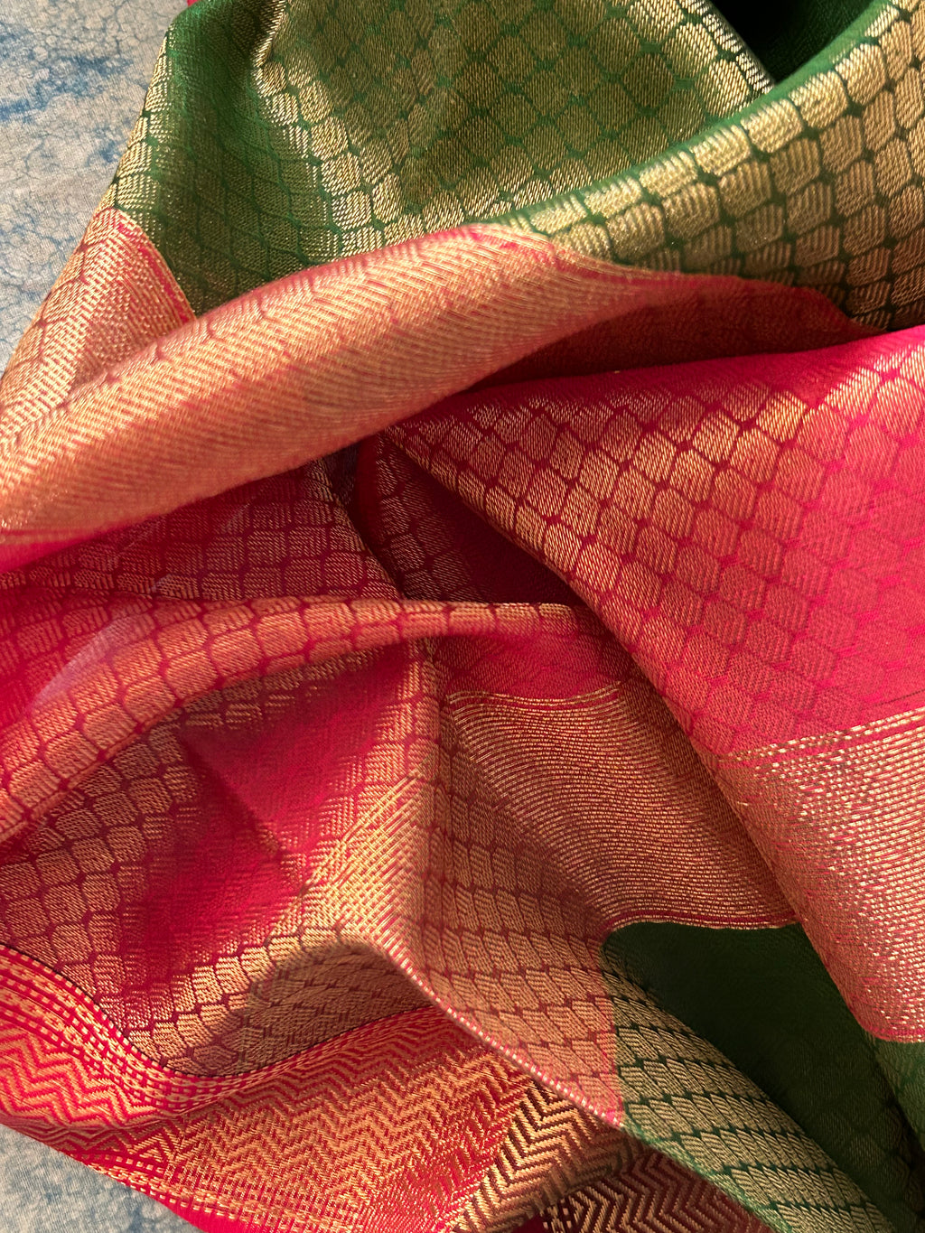 Handwoven Tissue Maheshwari Kurta Dupatta Set