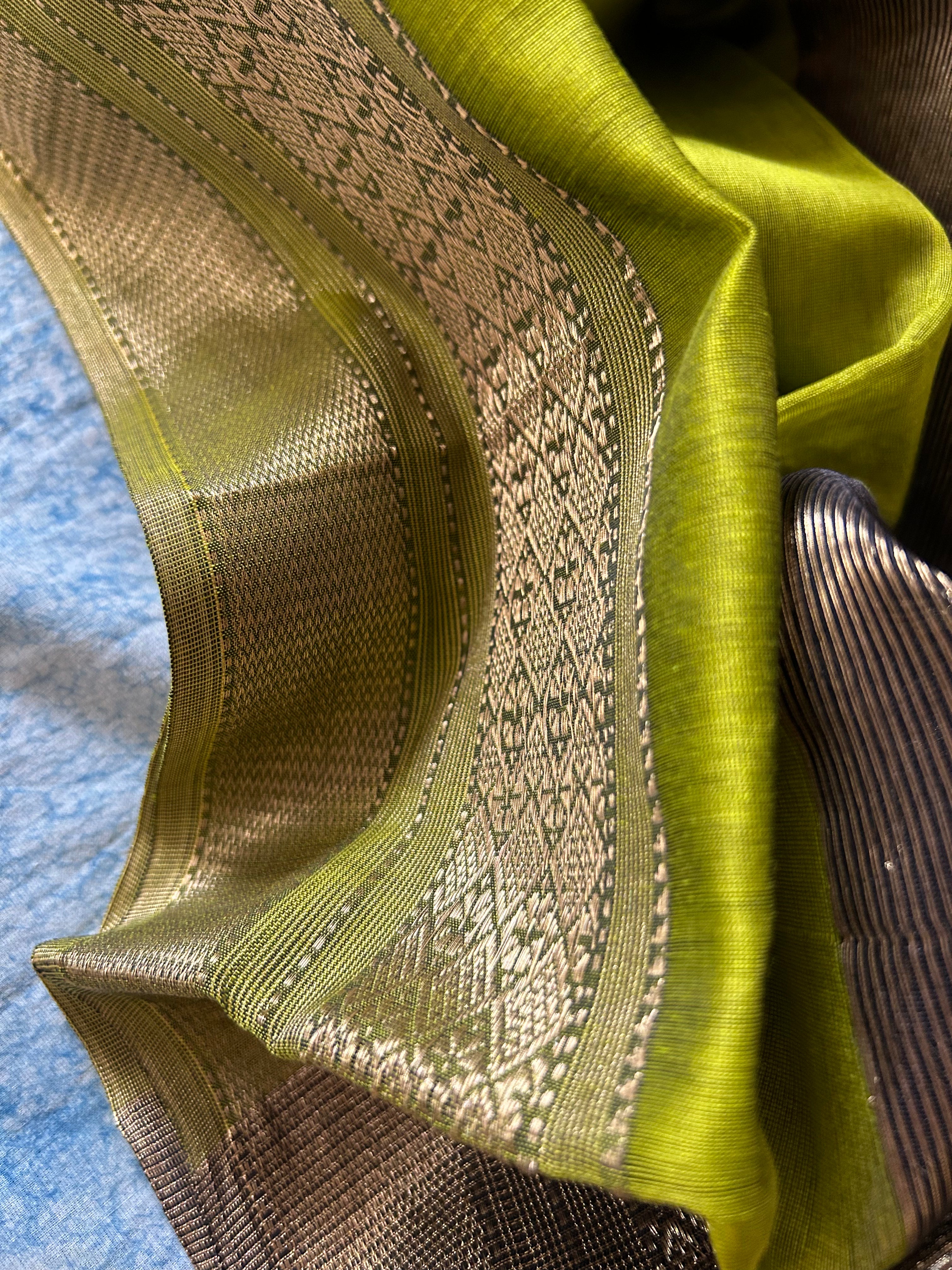 Handwoven Maheshwari Kurta Dupatta Set