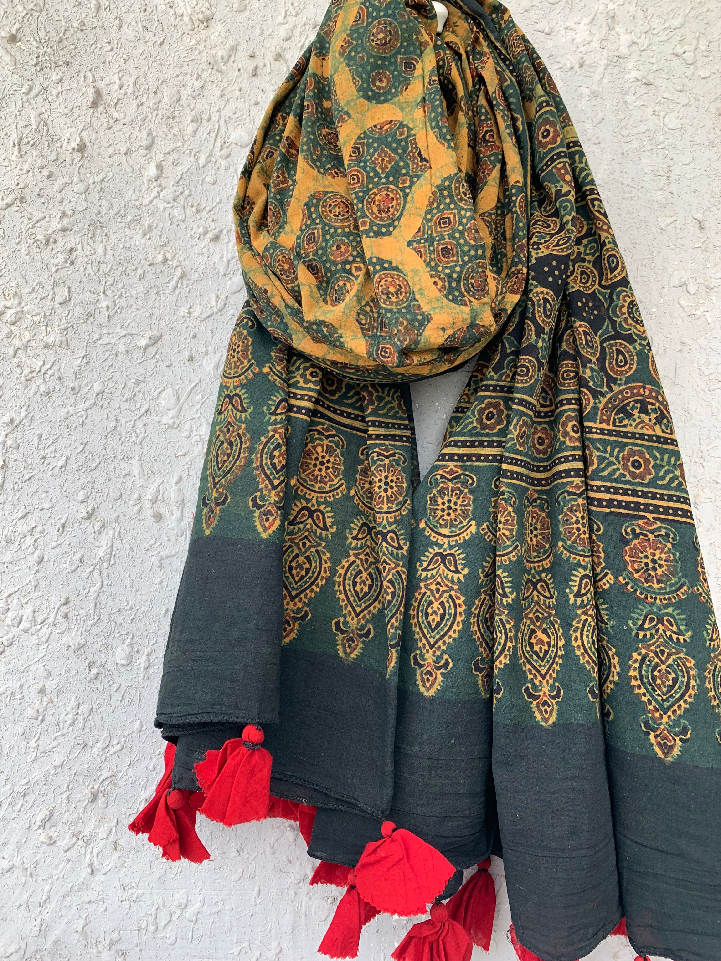 Handblock Ajrakh Dupatta