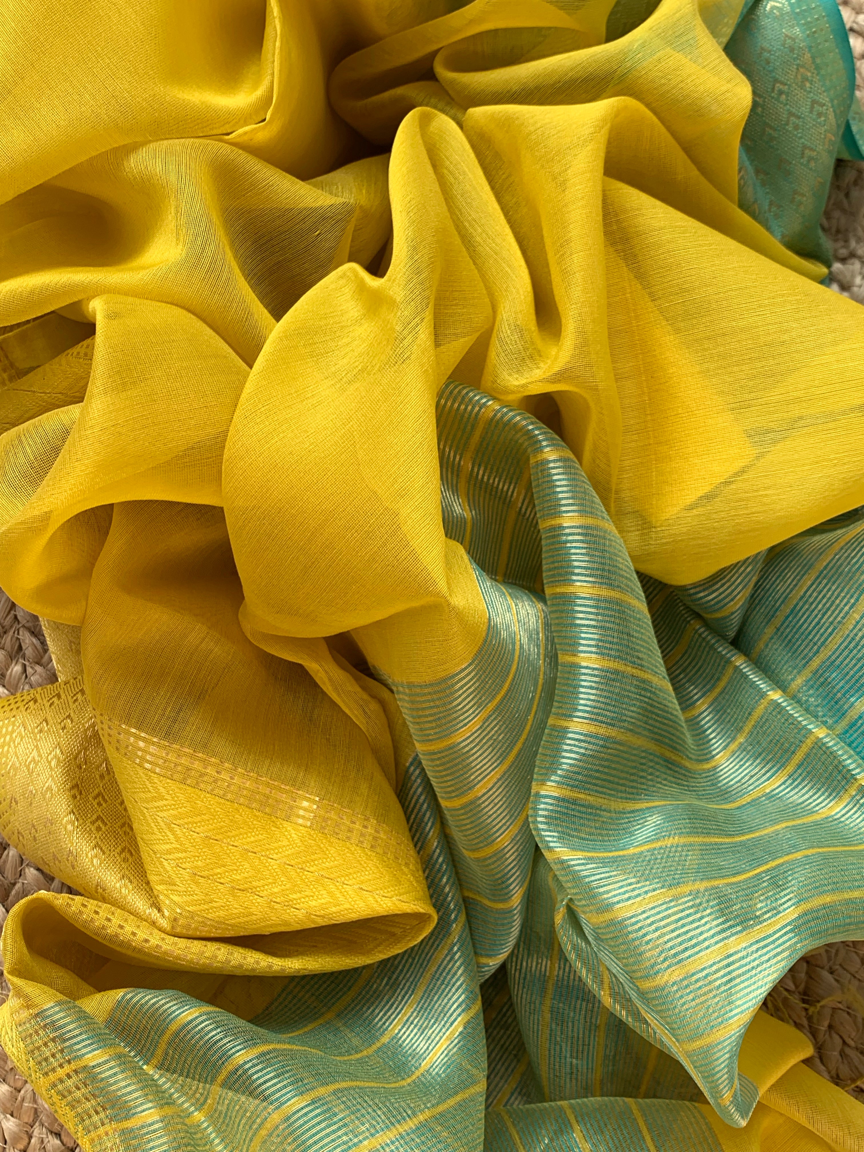 Handwoven Maheshwari Kurta dupatta set