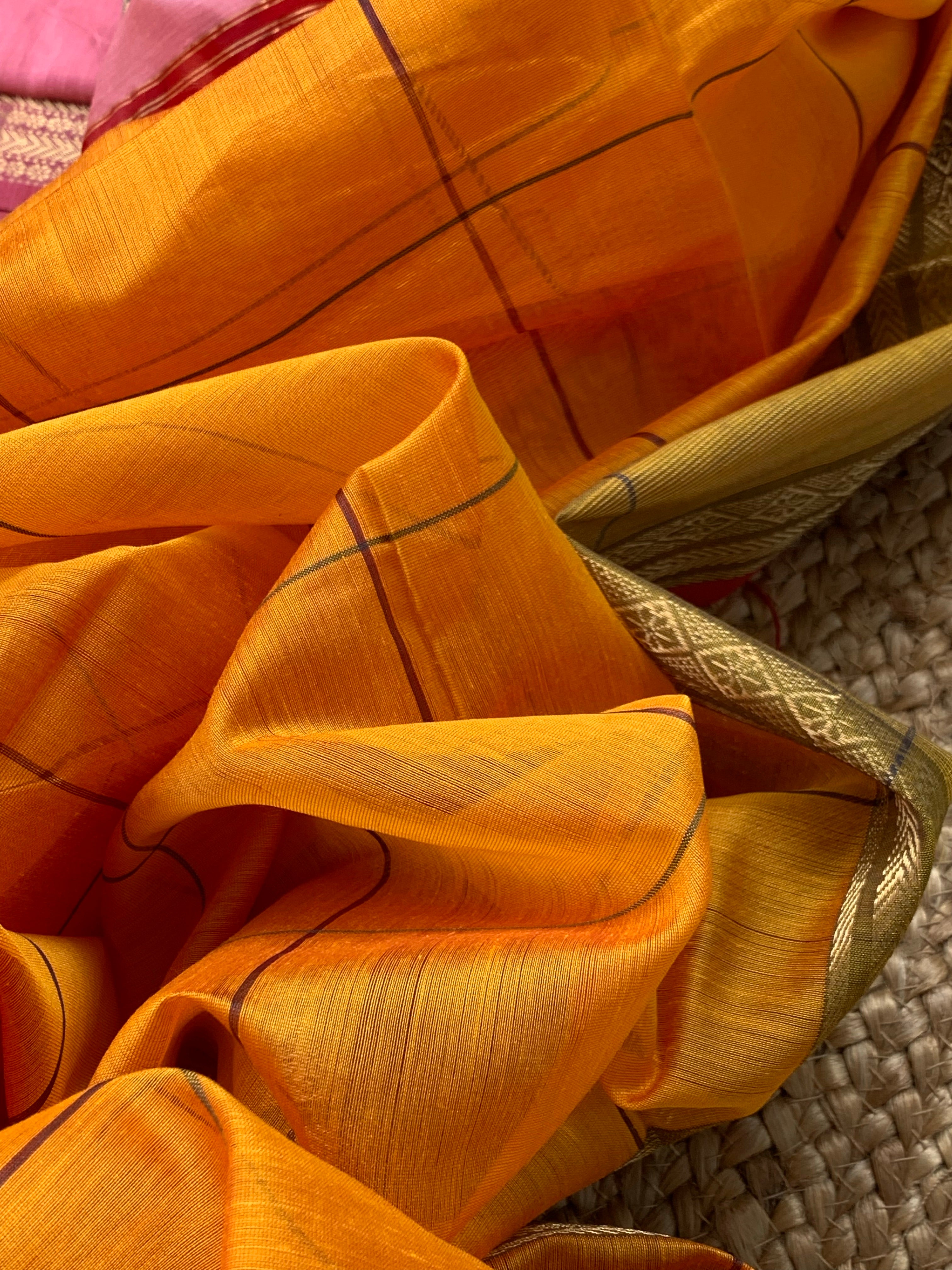 Handwoven Maheshwari Kurta dupatta set