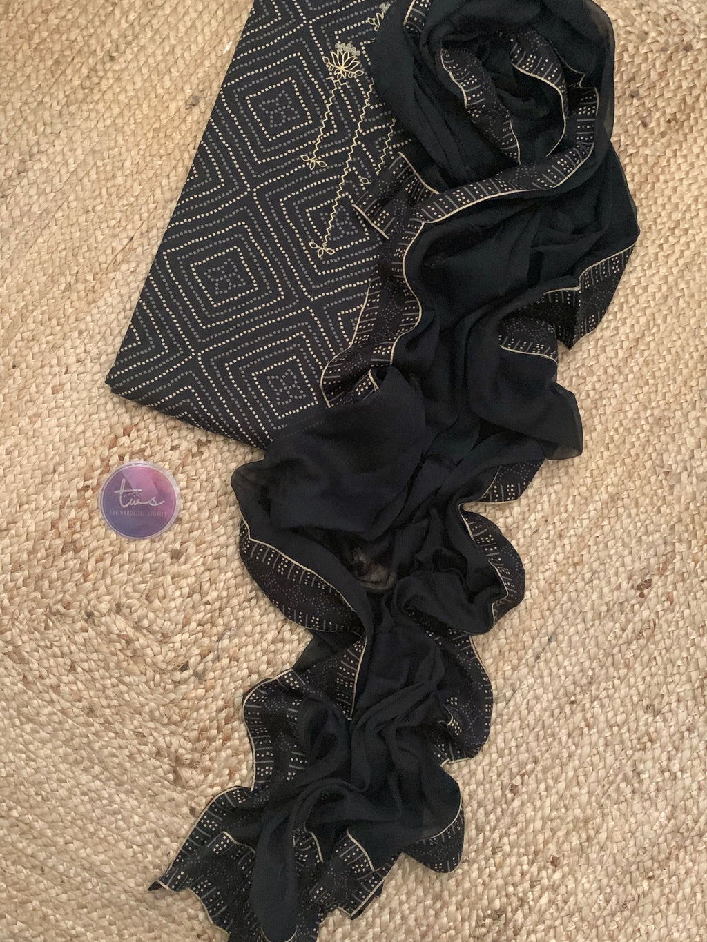 Black Wool Pashmina Suit