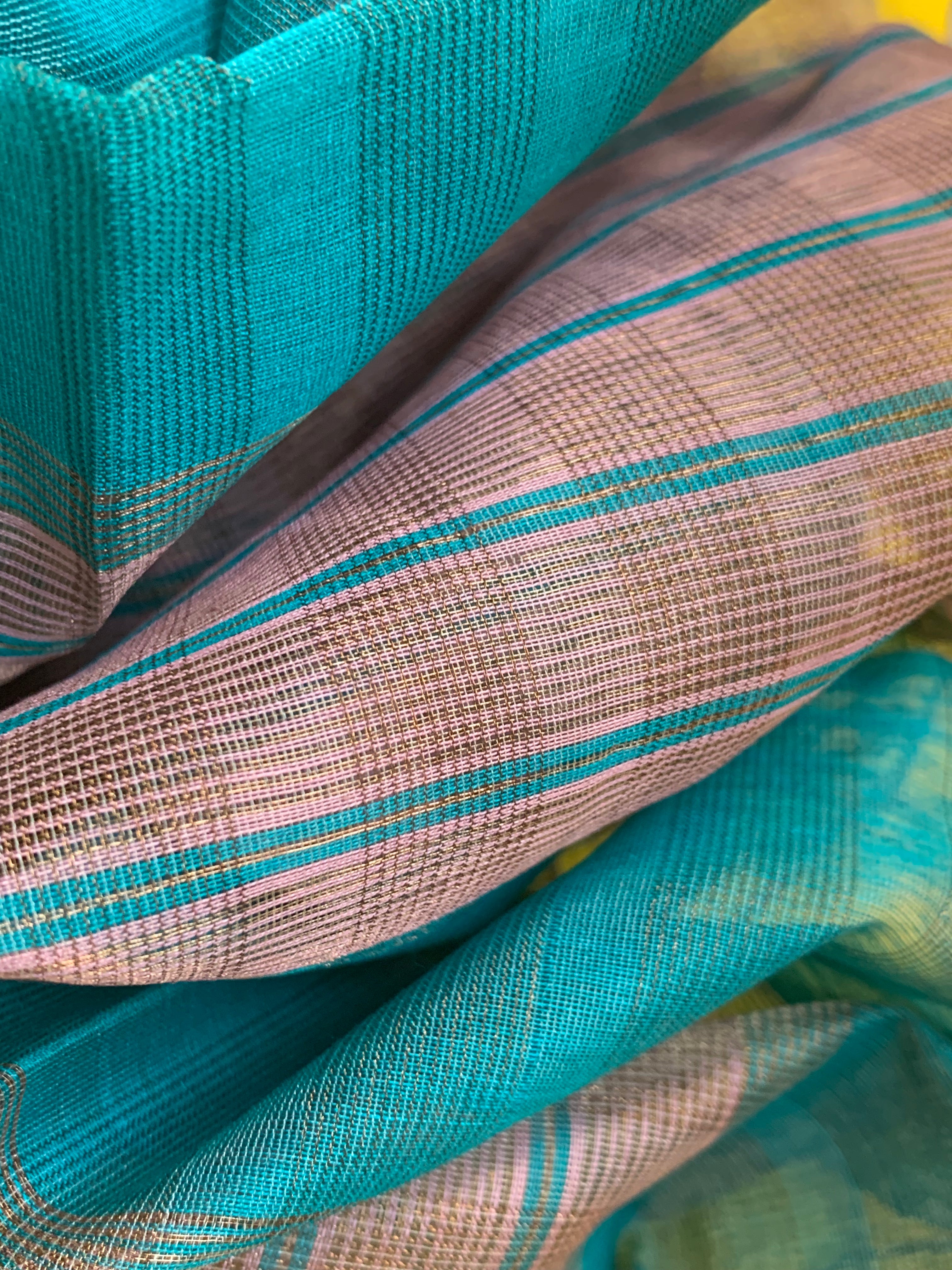 Handwoven Maheshwari Kurta dupatta set