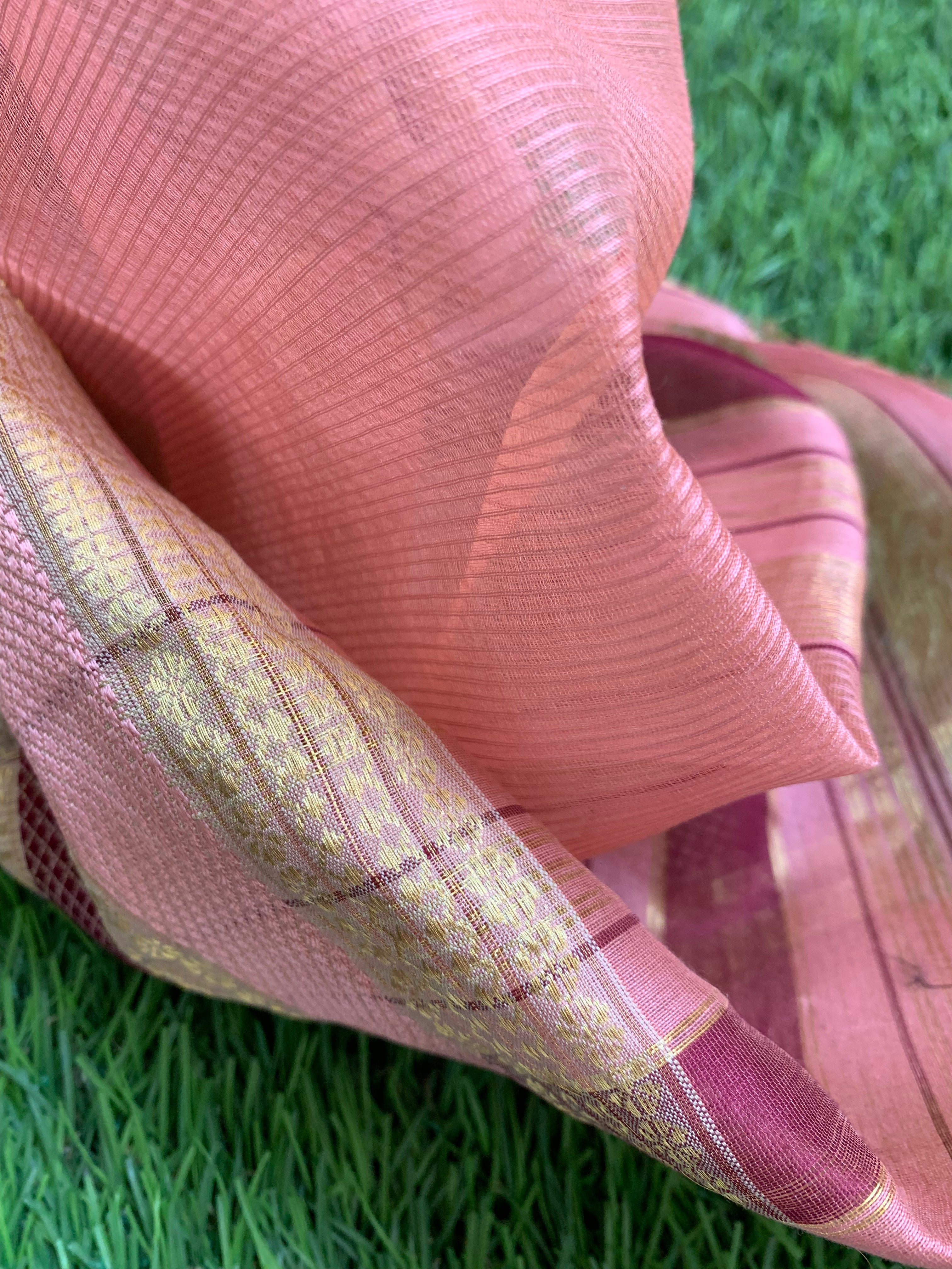 Handwoven Maheshwari Kurta dupatta set