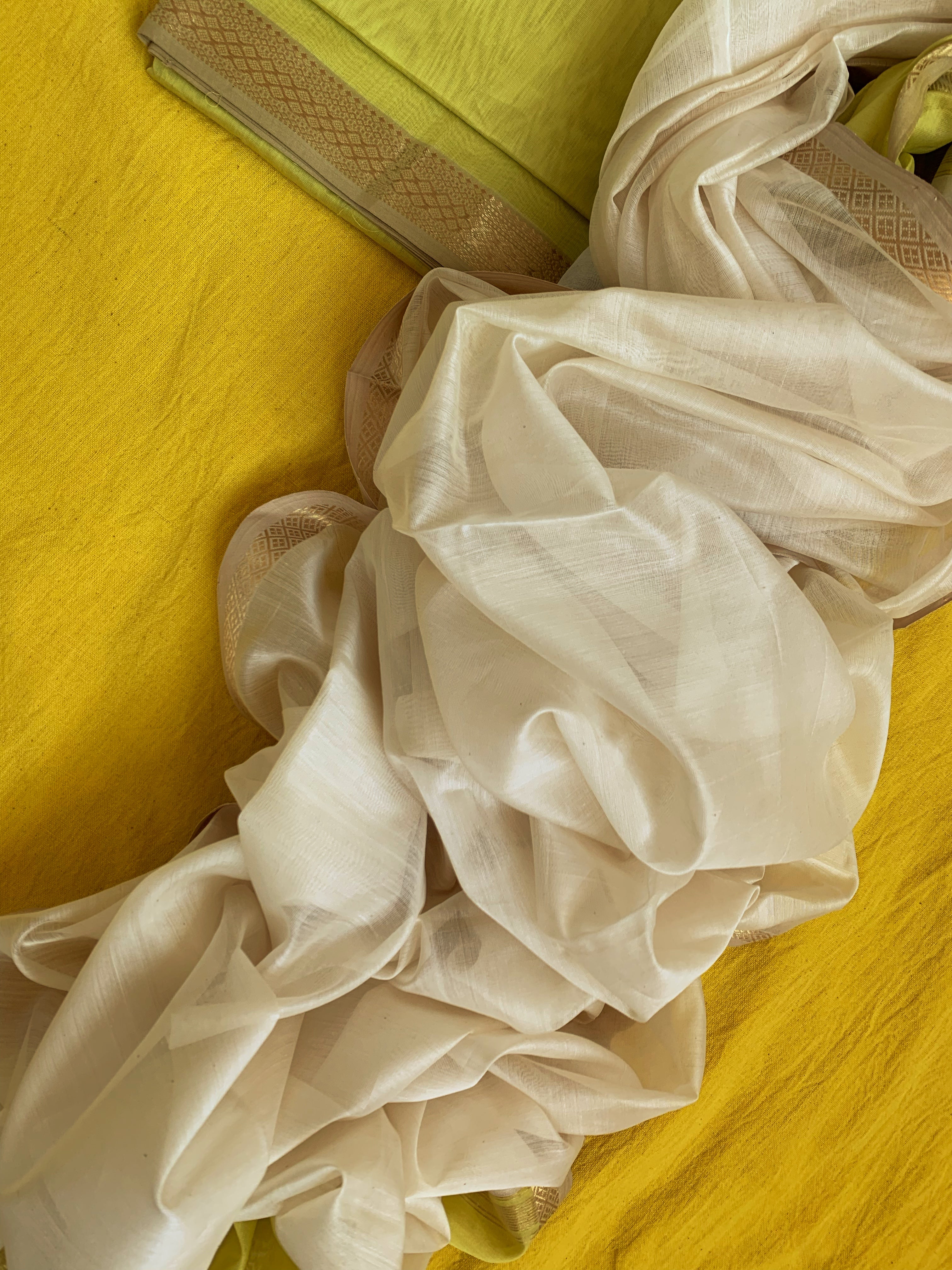 Handwoven Maheshwari Kurta dupatta set