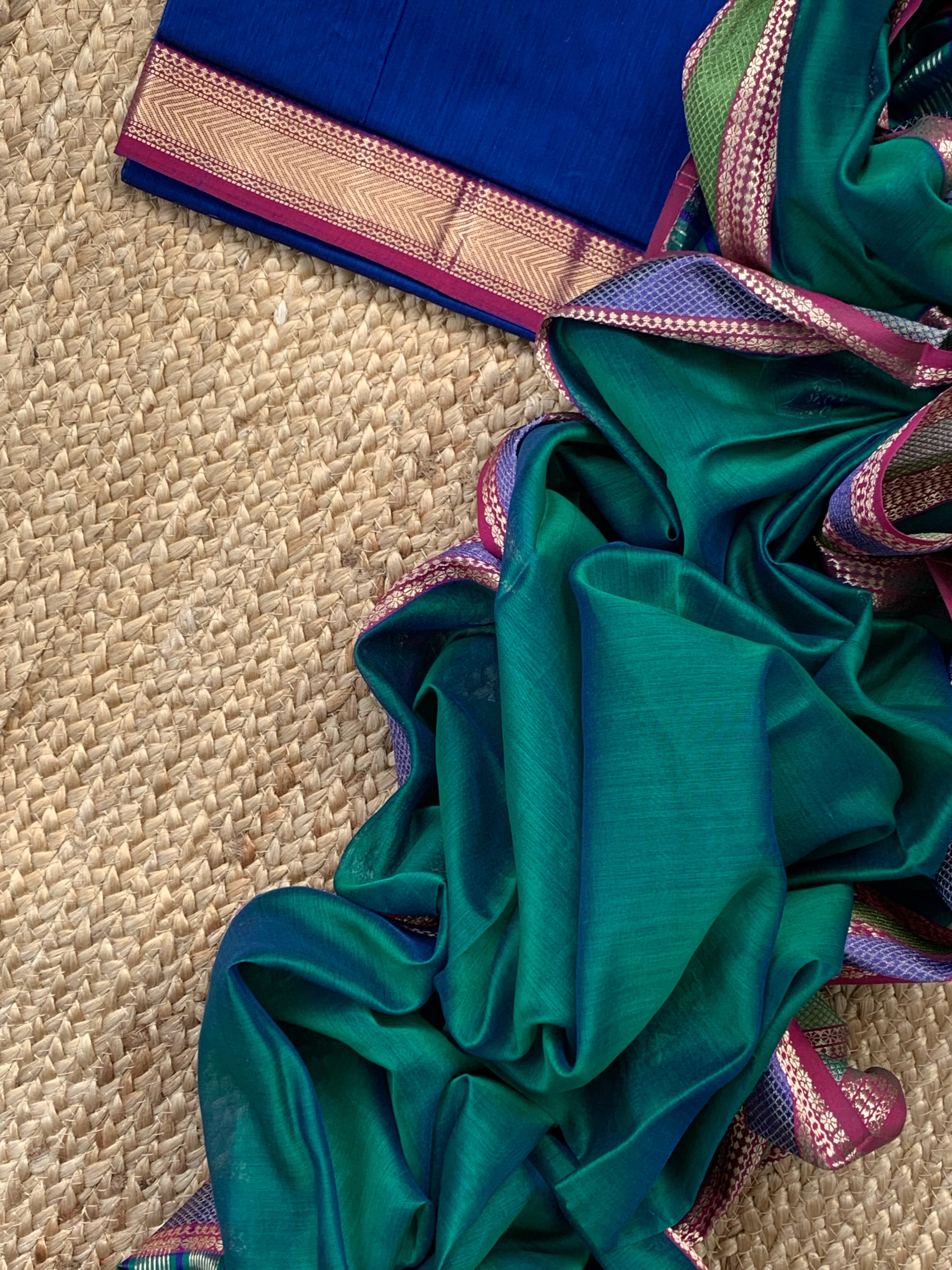 Handwoven Maheshwari Kurta dupatta set
