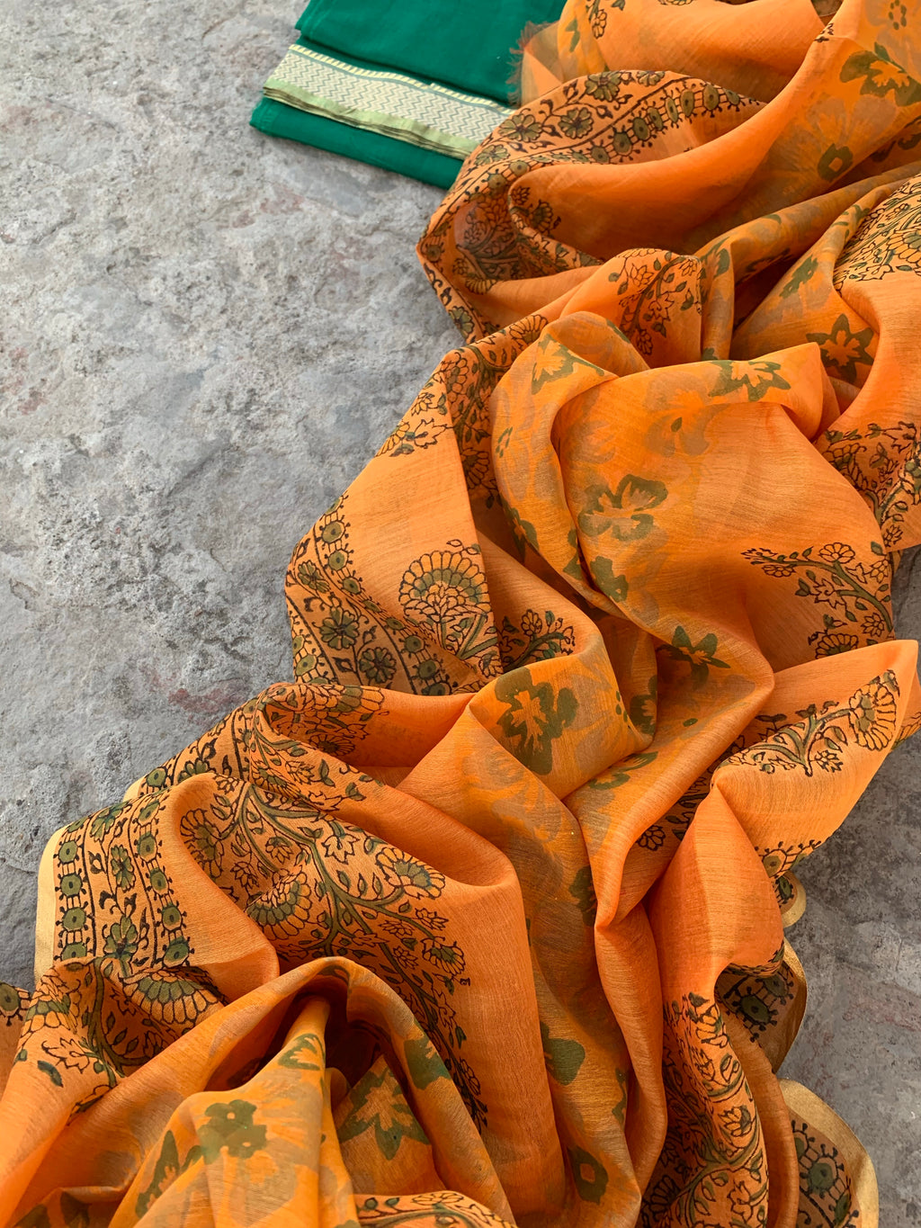 Handwoven Maheshwari Kurta dupatta set