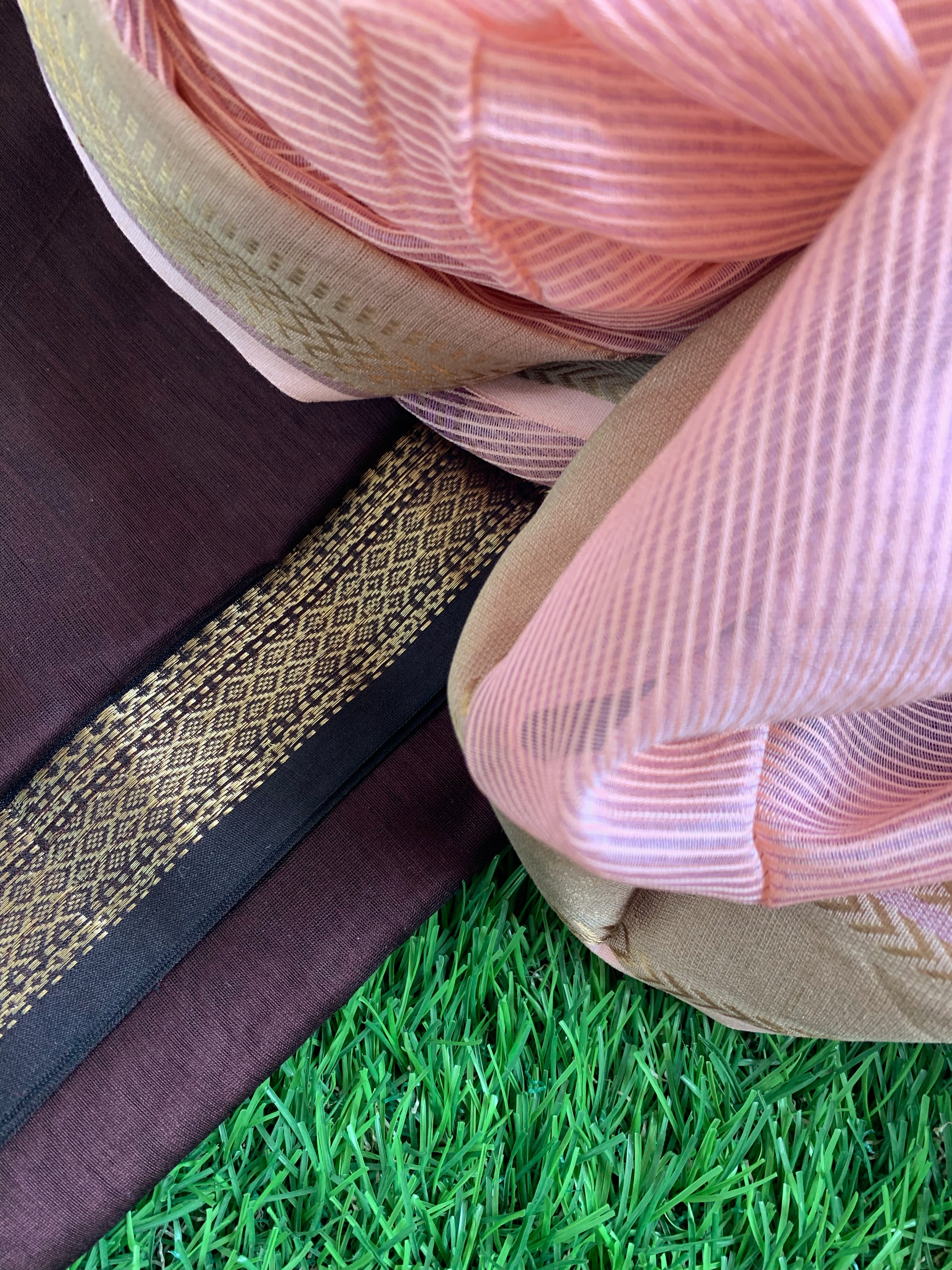 Handwoven Maheshwari Kurta dupatta set