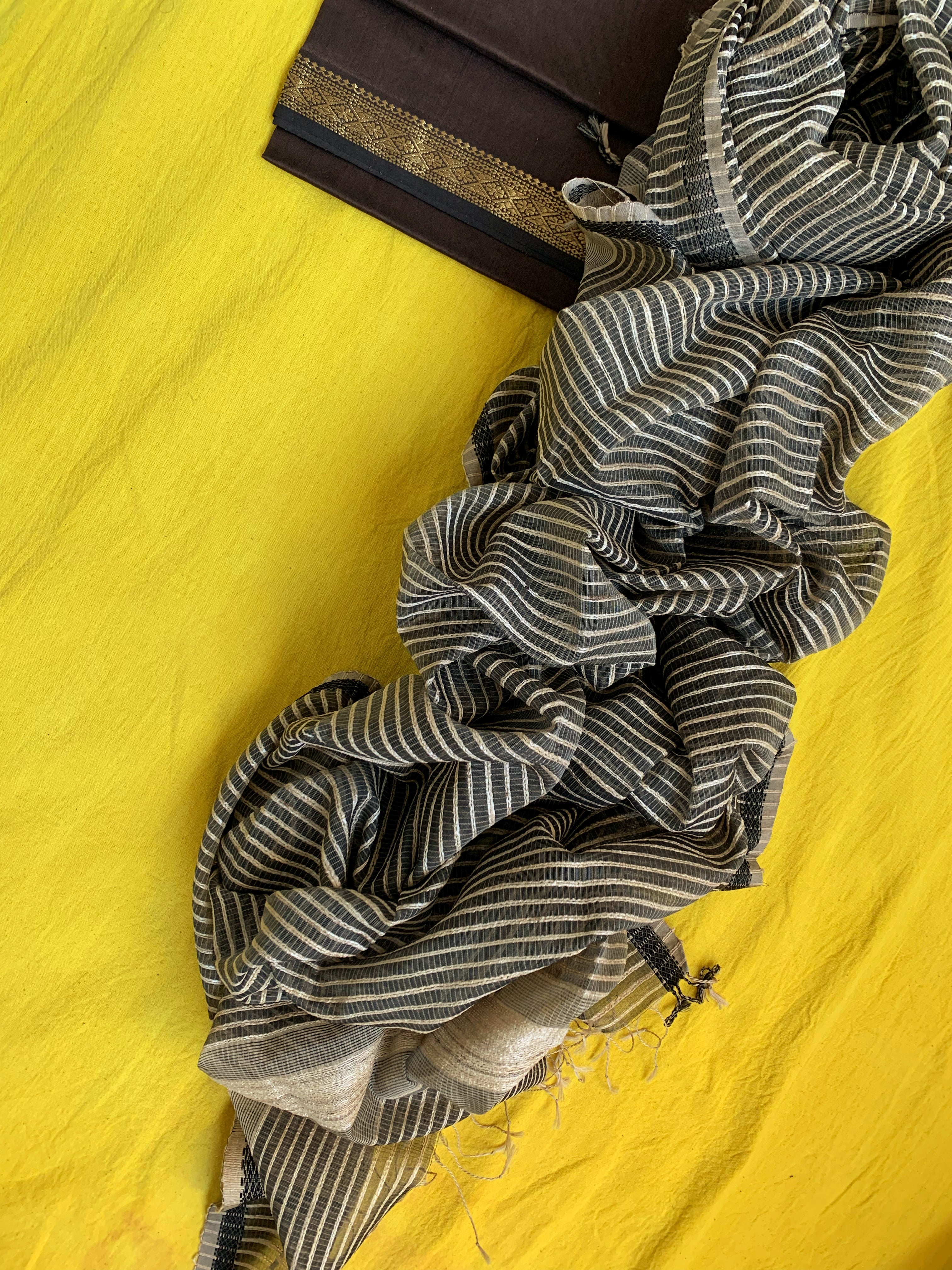 Handwoven Maheshwari Kurta dupatta set