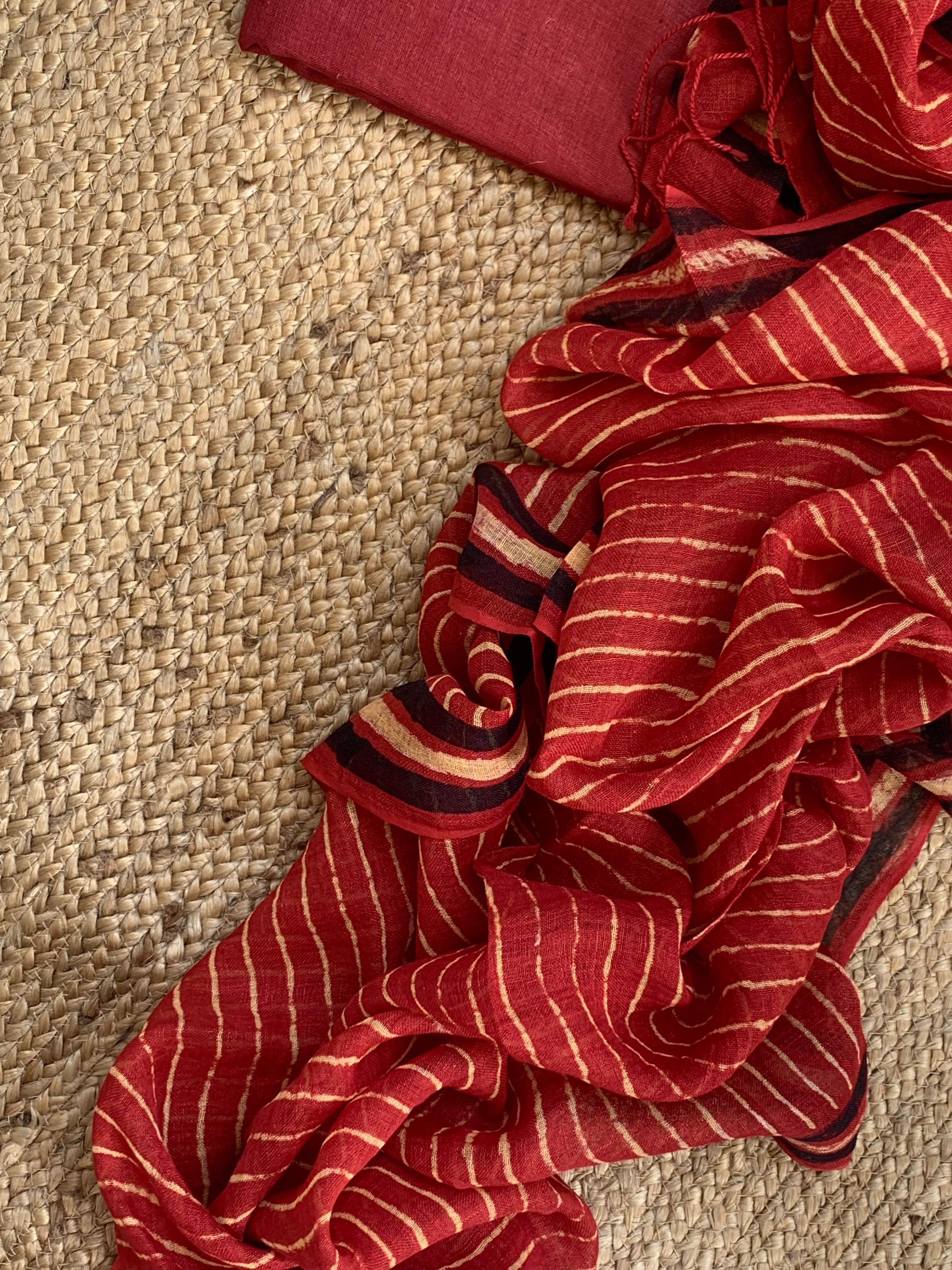 Handcrafted Linen dupatta