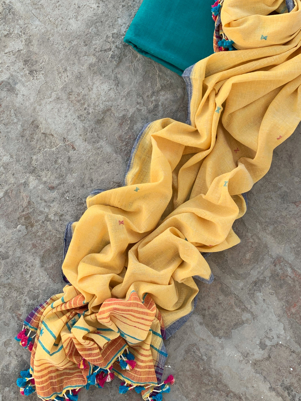 Handwoven Bhujodi Kurta Dupatta Set