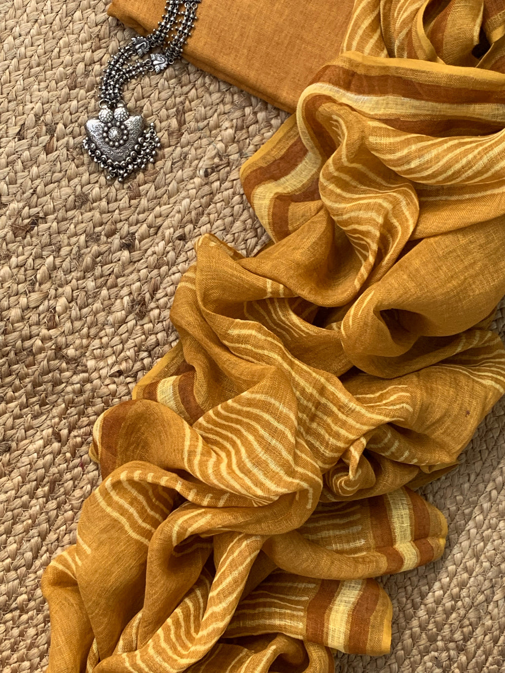 Handcrafted Linen Kurta Dupatta Set