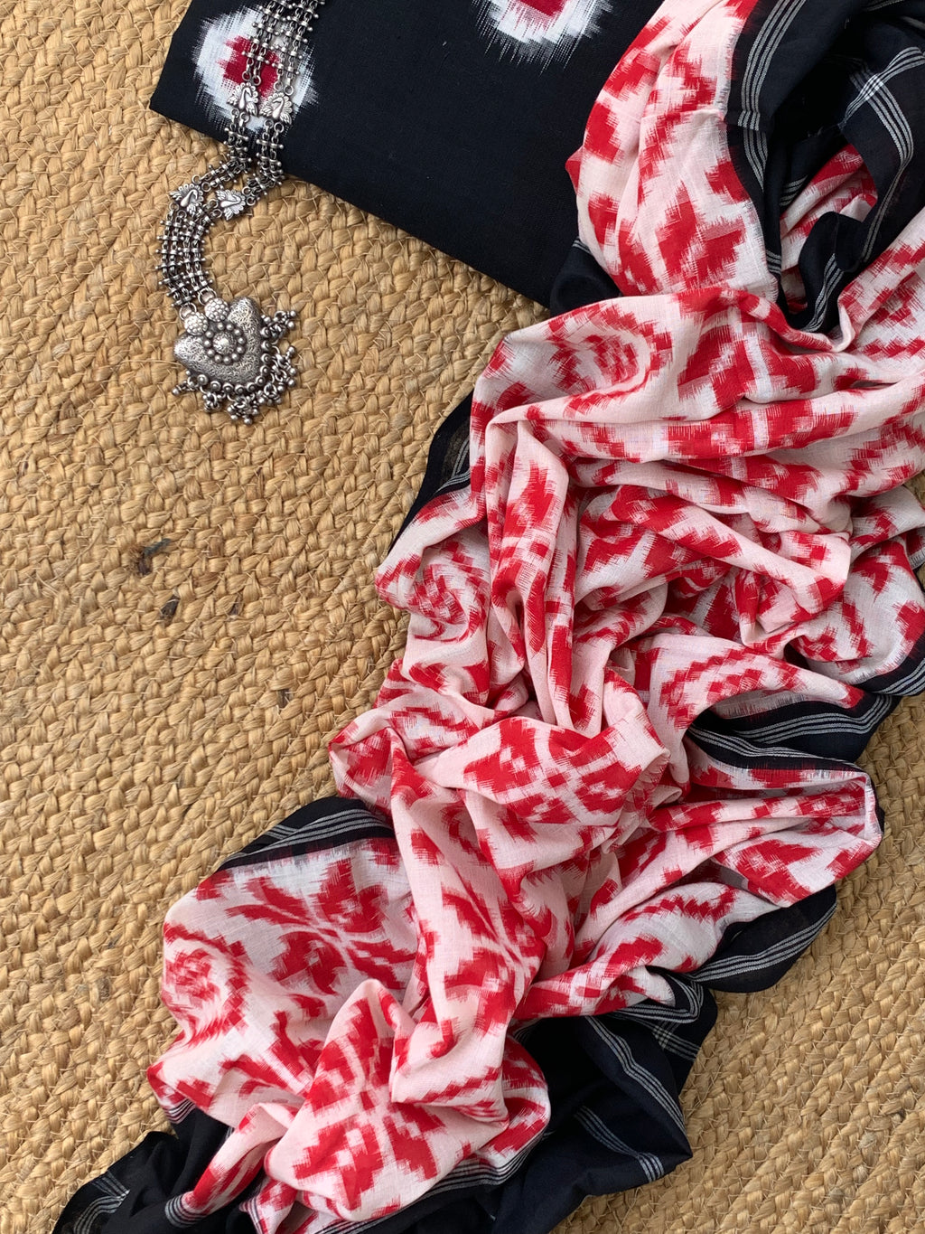 Handwoven Double Ikat Kurta Telia Dupatta Set