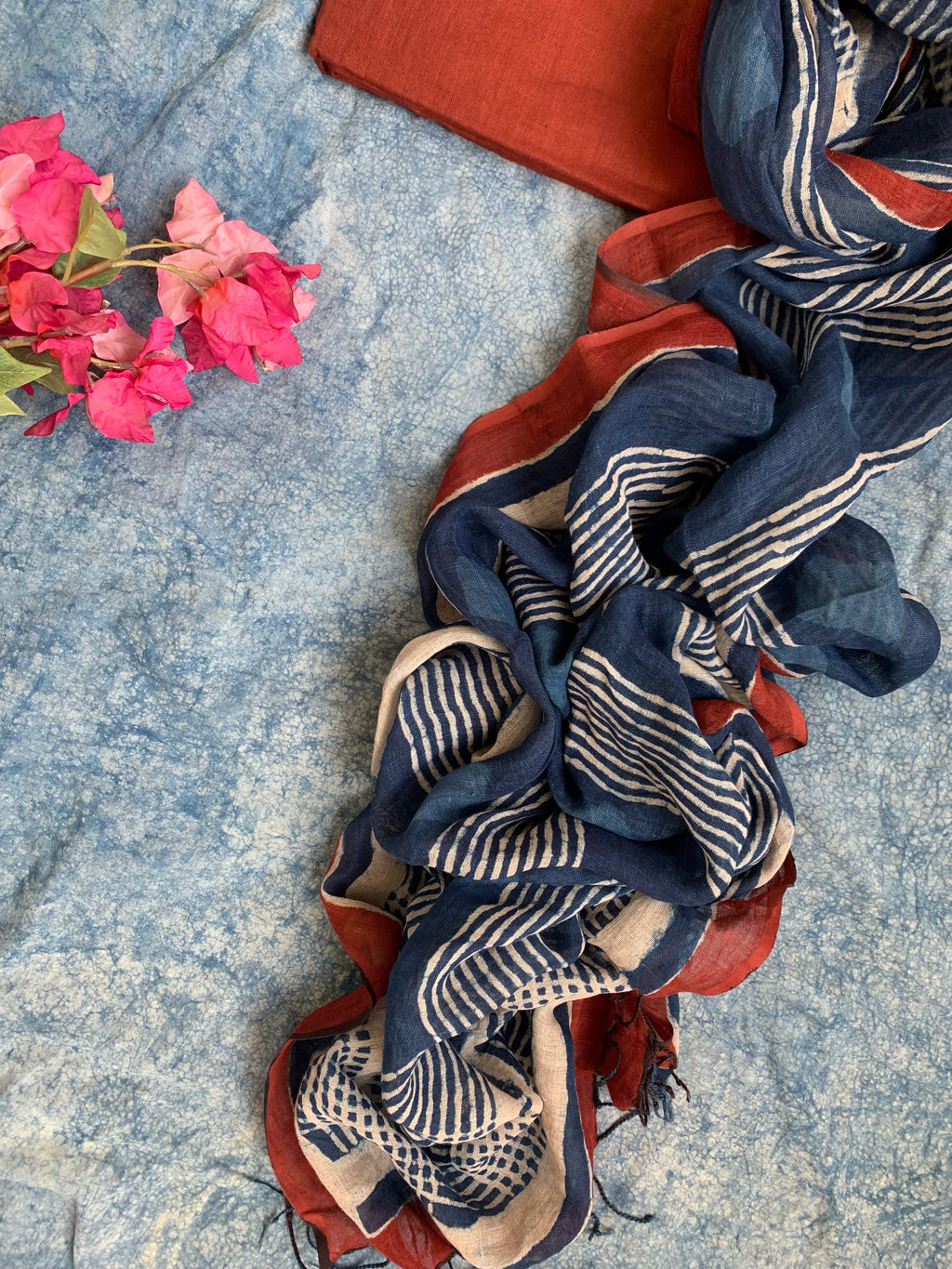 Handcrafted Linen Kurta Dupatta Set