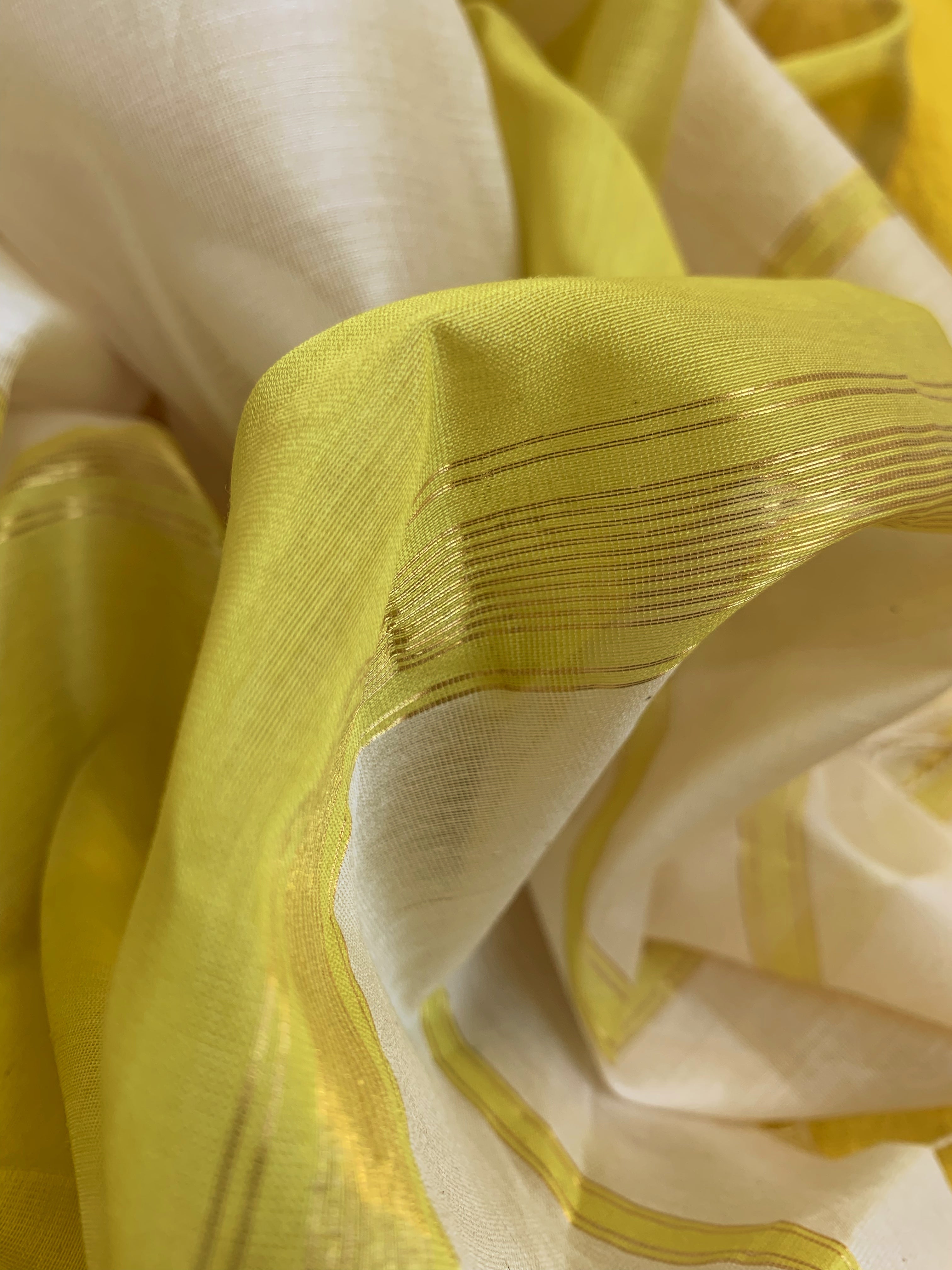 Handwoven Maheshwari Kurta dupatta set