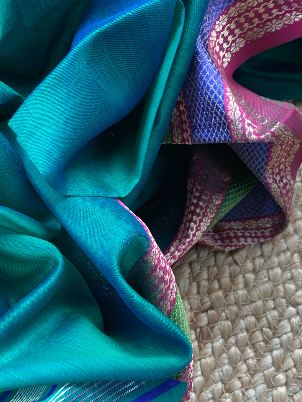Handwoven Maheshwari Kurta dupatta set