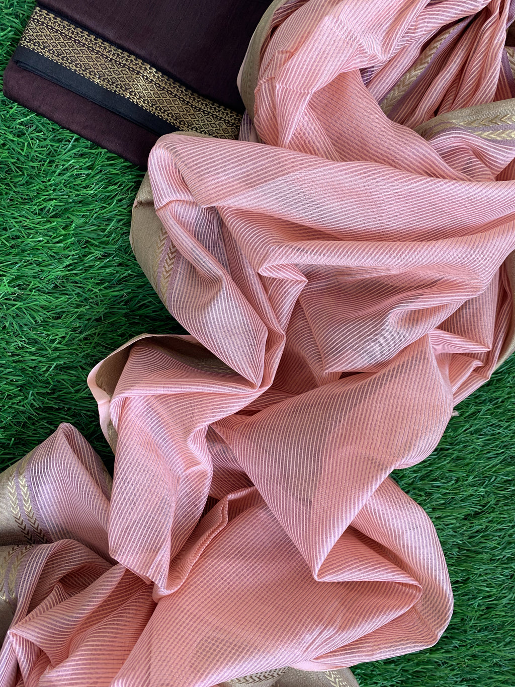 Handwoven Maheshwari Kurta dupatta set