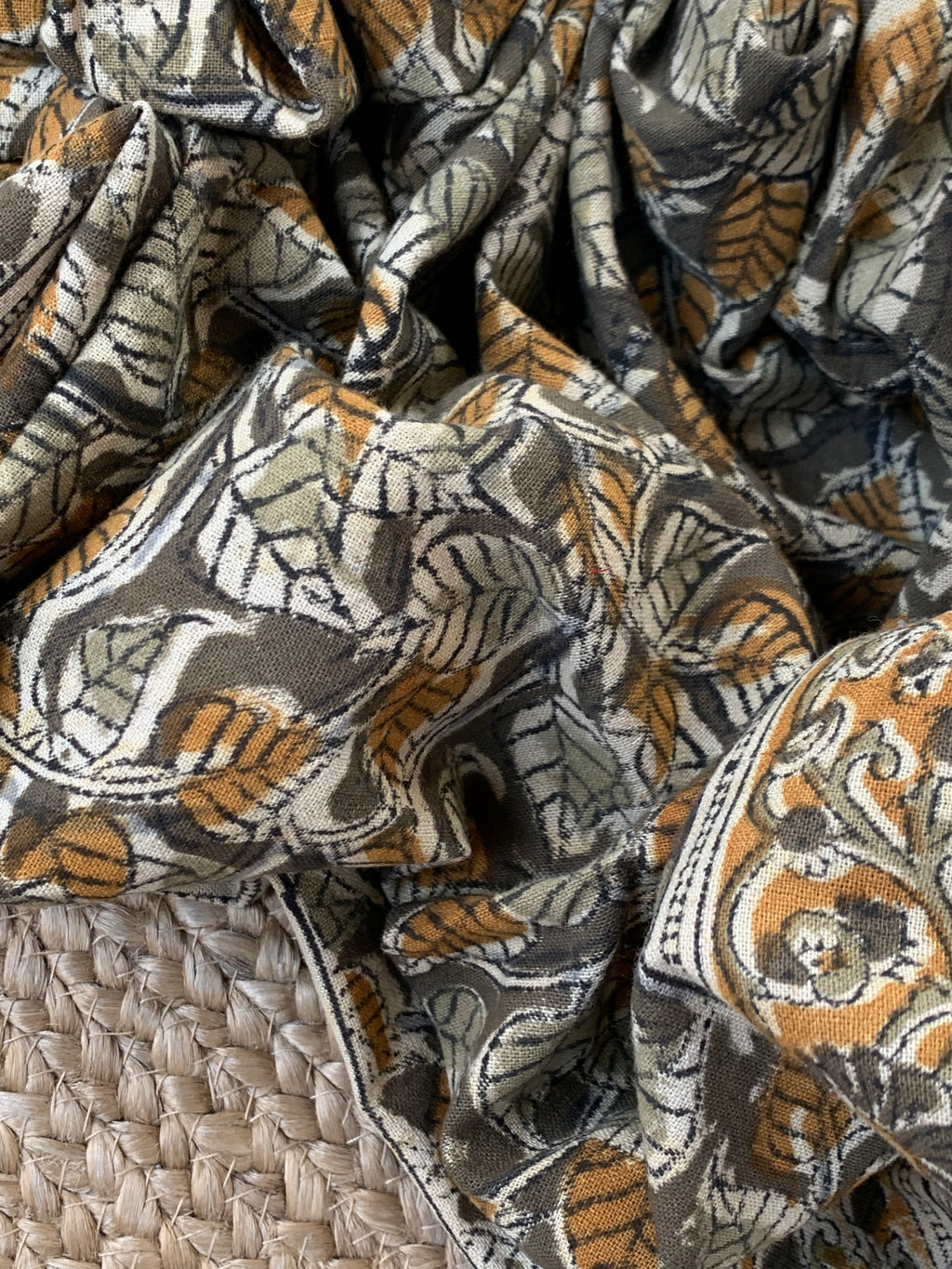 Handwoven Handcrafted Kalamkari Suit
