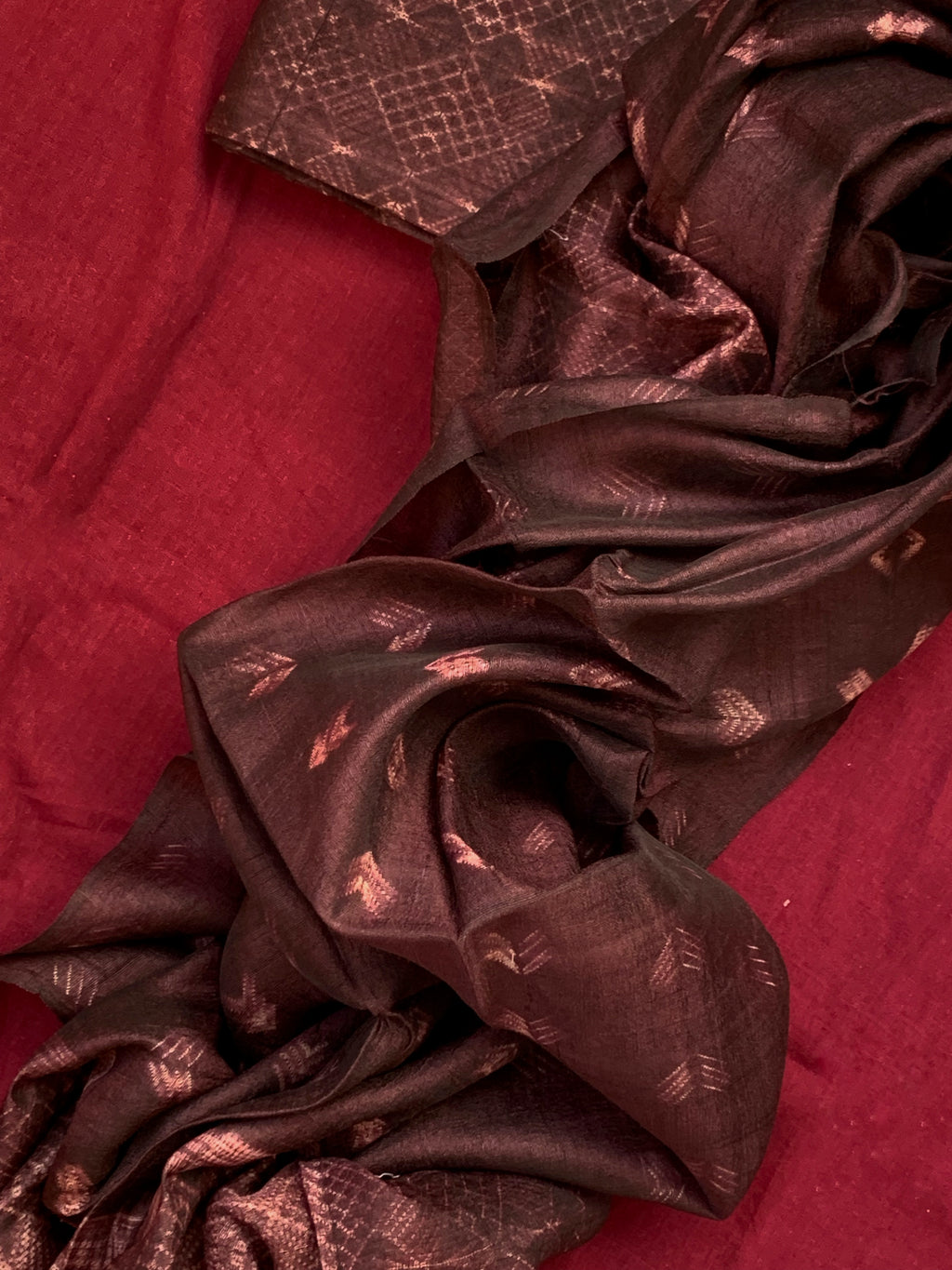 Handwoven & Handmade Tussar Shibori Kurta Dupatta Set -Cola Brown