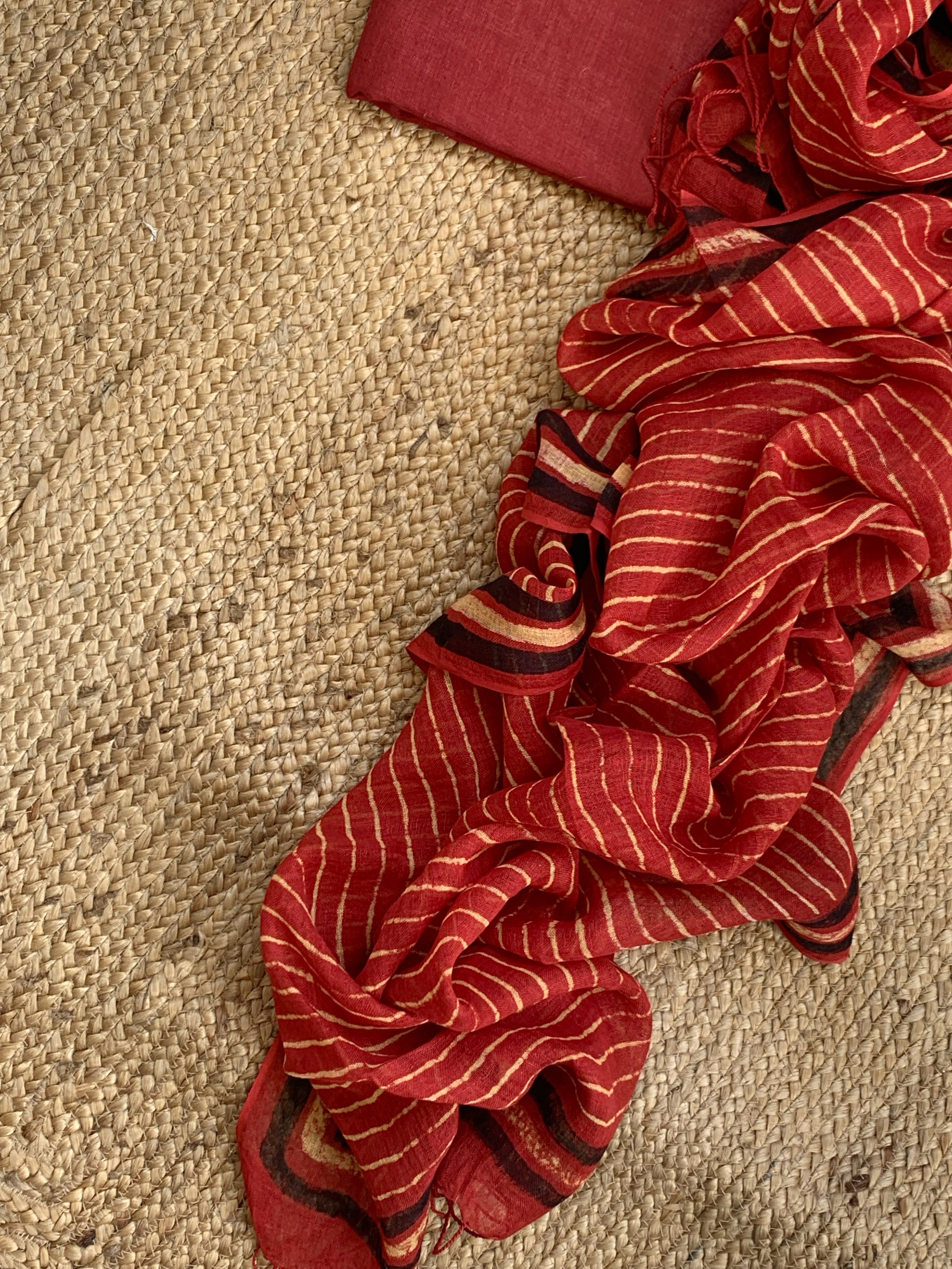 Handcrafted Linen dupatta