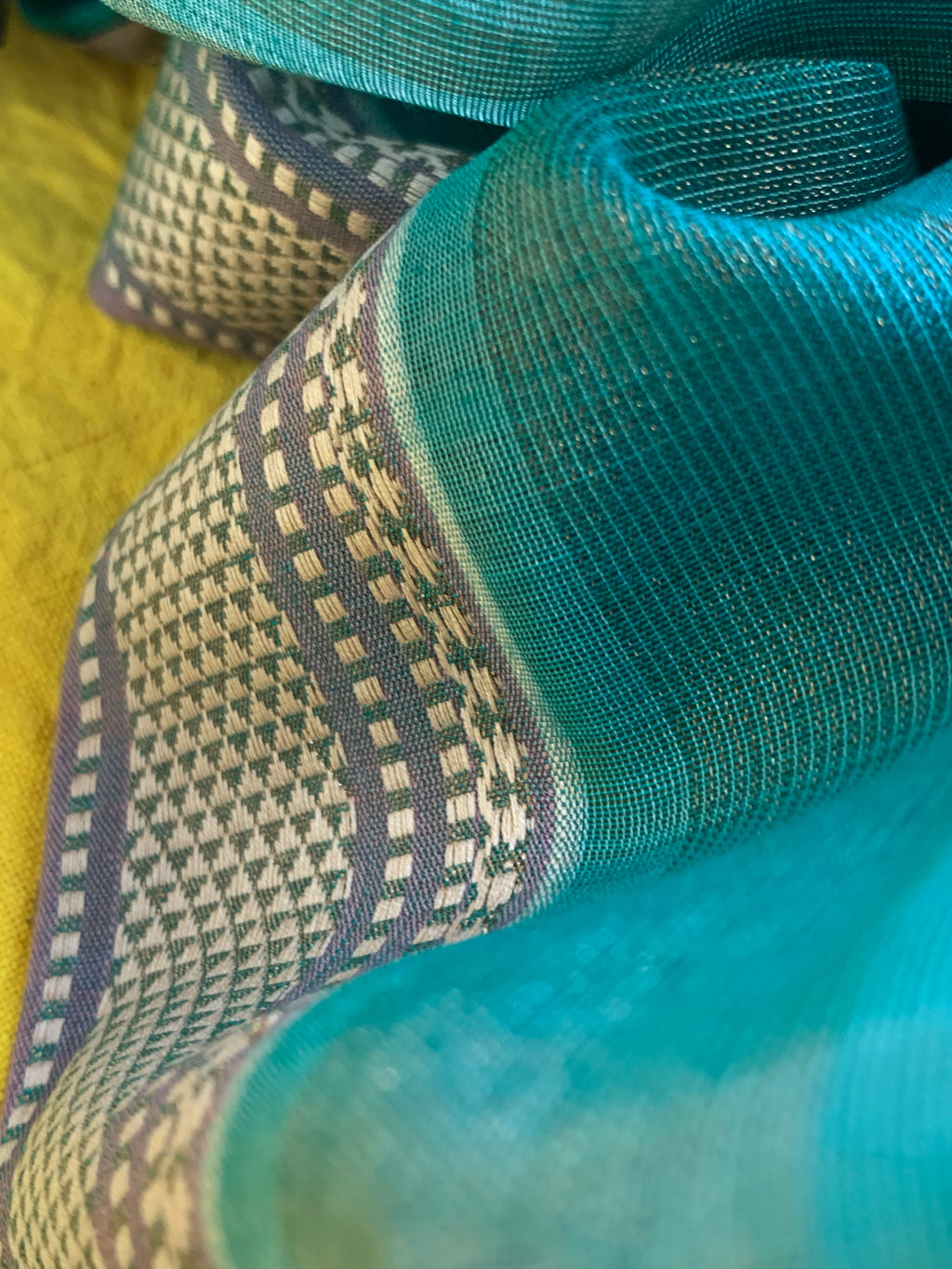 Handwoven Maheshwari Kurta dupatta set