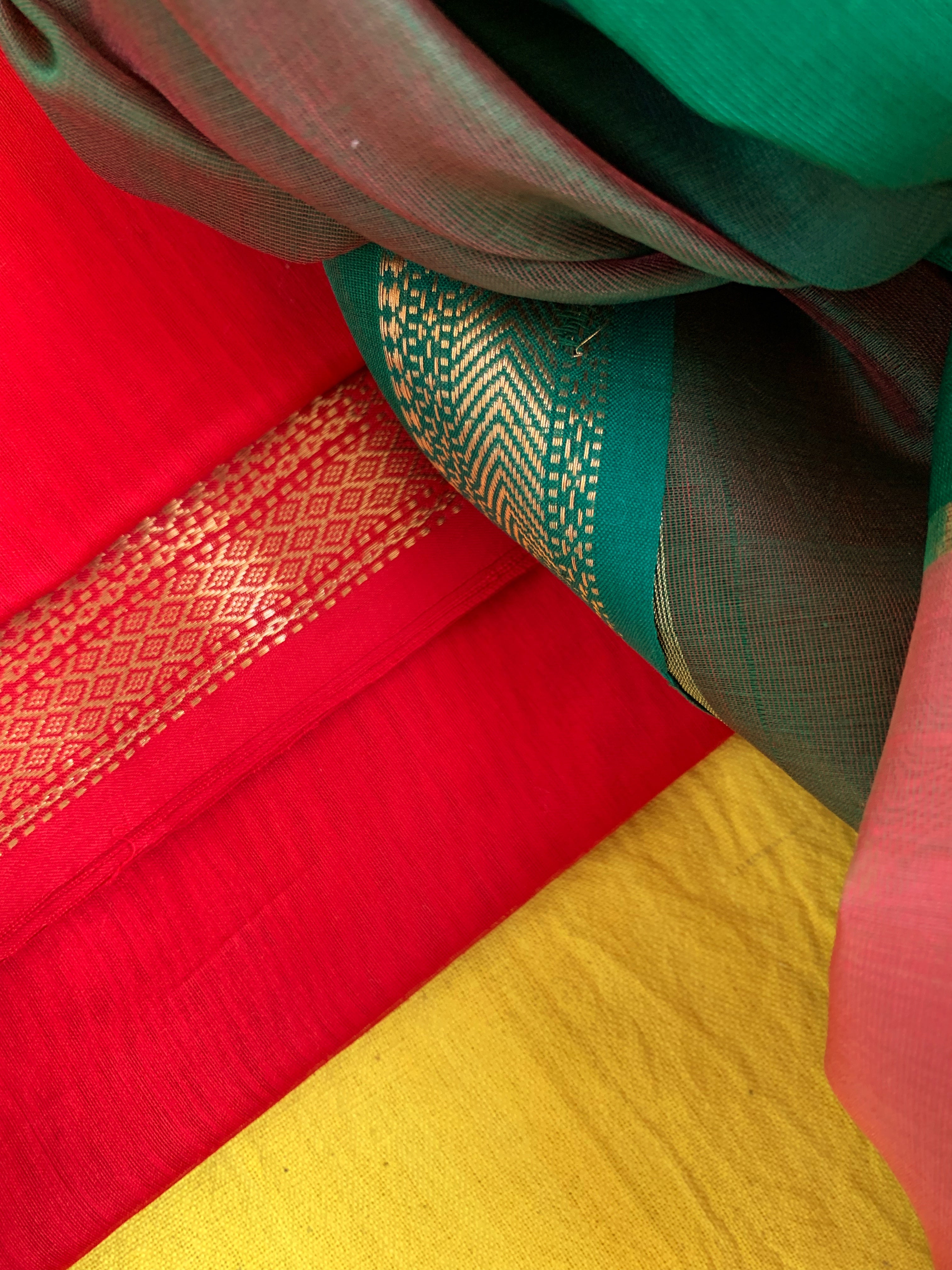 Handwoven Maheshwari Kurta dupatta set
