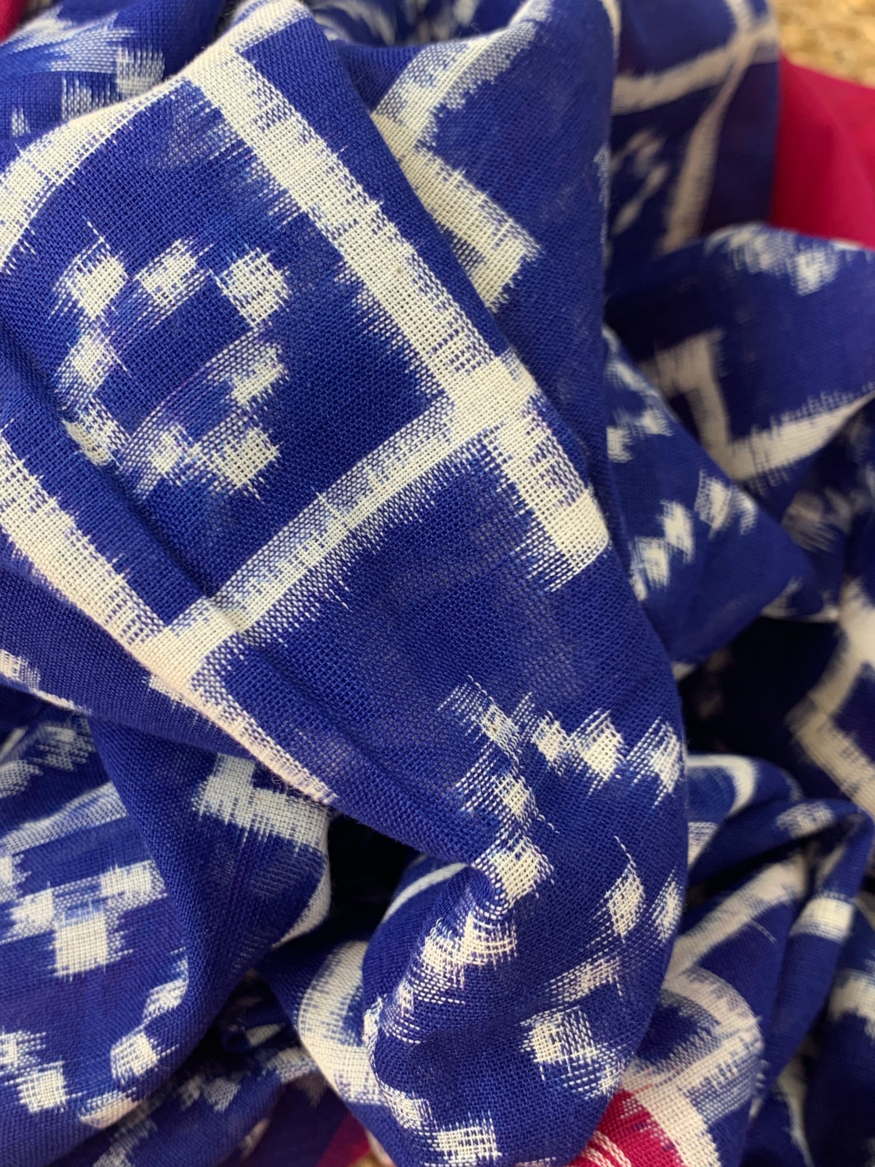Handwoven Double Ikat Kurta Telia Dupatta Set