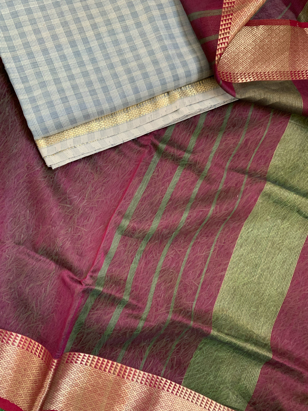 Handwoven Maheshwari Kurta dupatta set