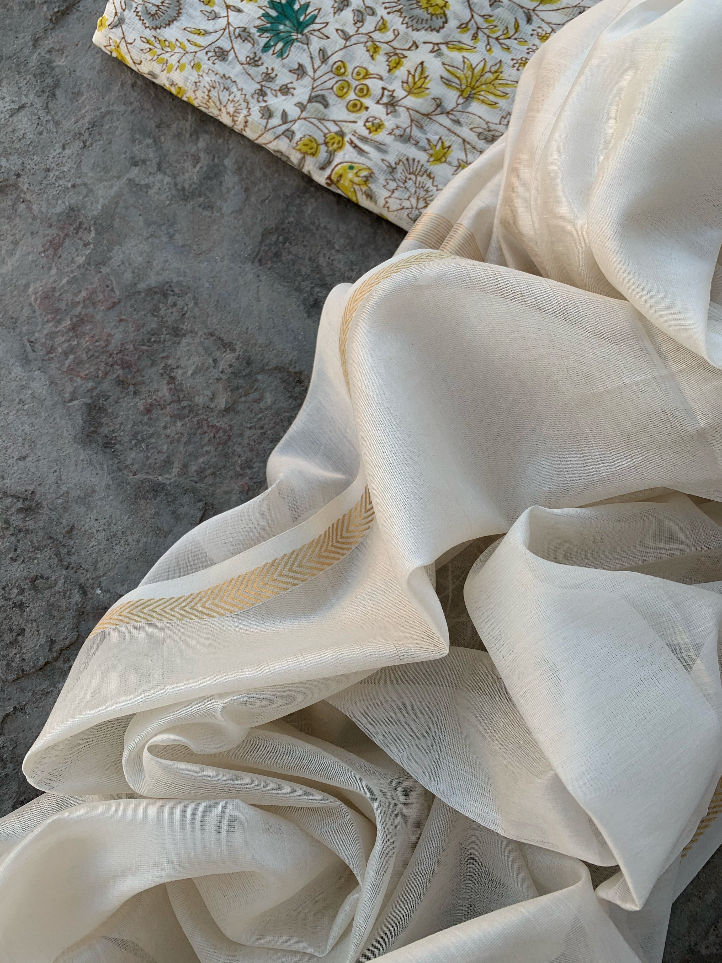 Handwoven Maheshwari Kurta dupatta set