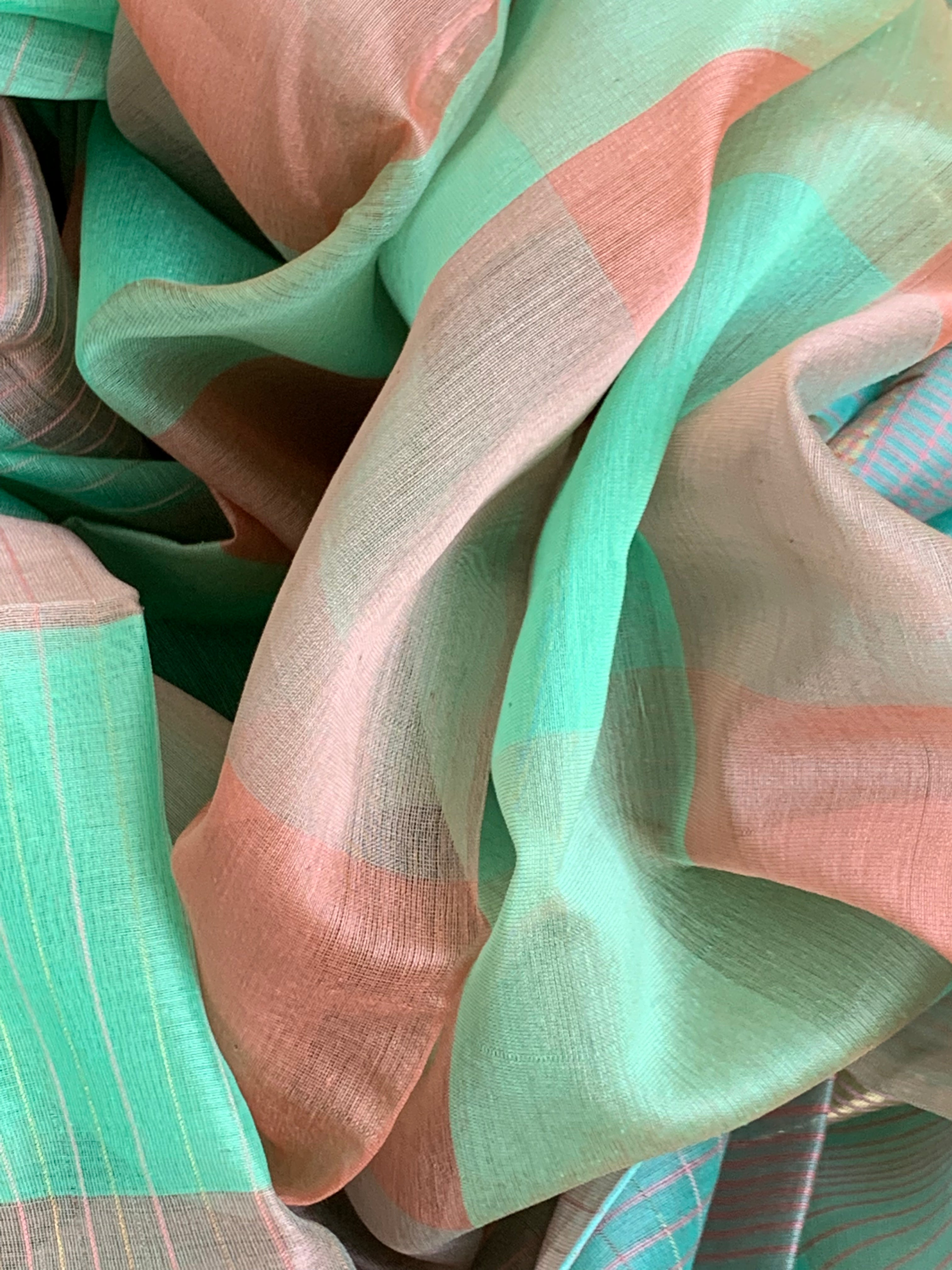 Handwoven Maheshwari Kurta dupatta set