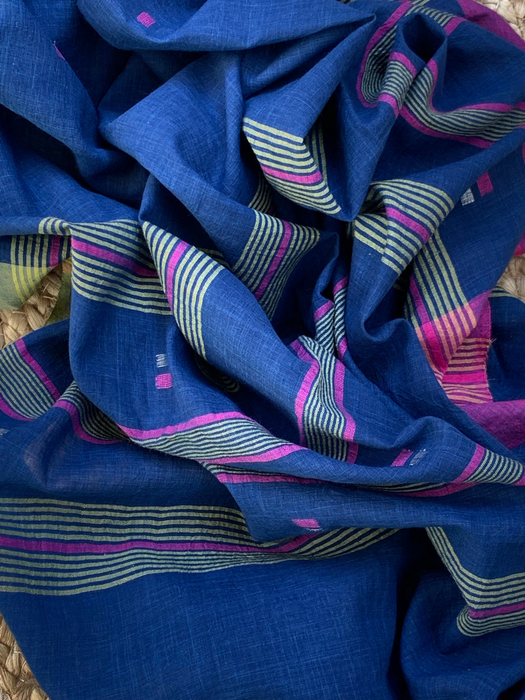 Rajni - Handwoven Bengal Jamdani Kurta Dupatta set