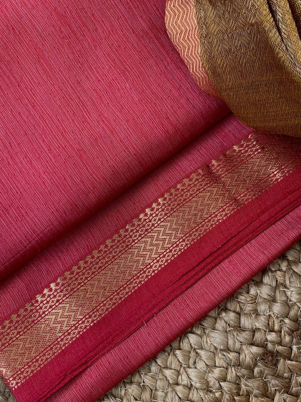 Handwoven Maheshwari Kurta dupatta set